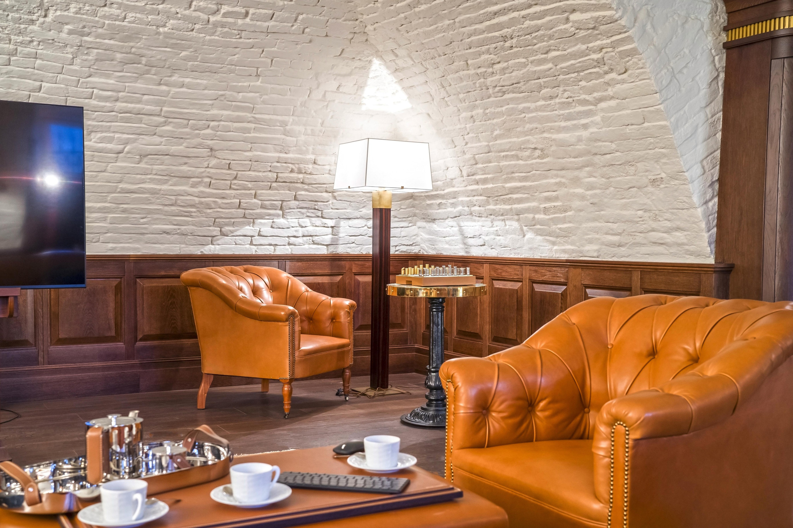 Интерьер бара ресторана. Фотограф в Санкт-Петербурге. Репортажная и все съёмки для бизнеса