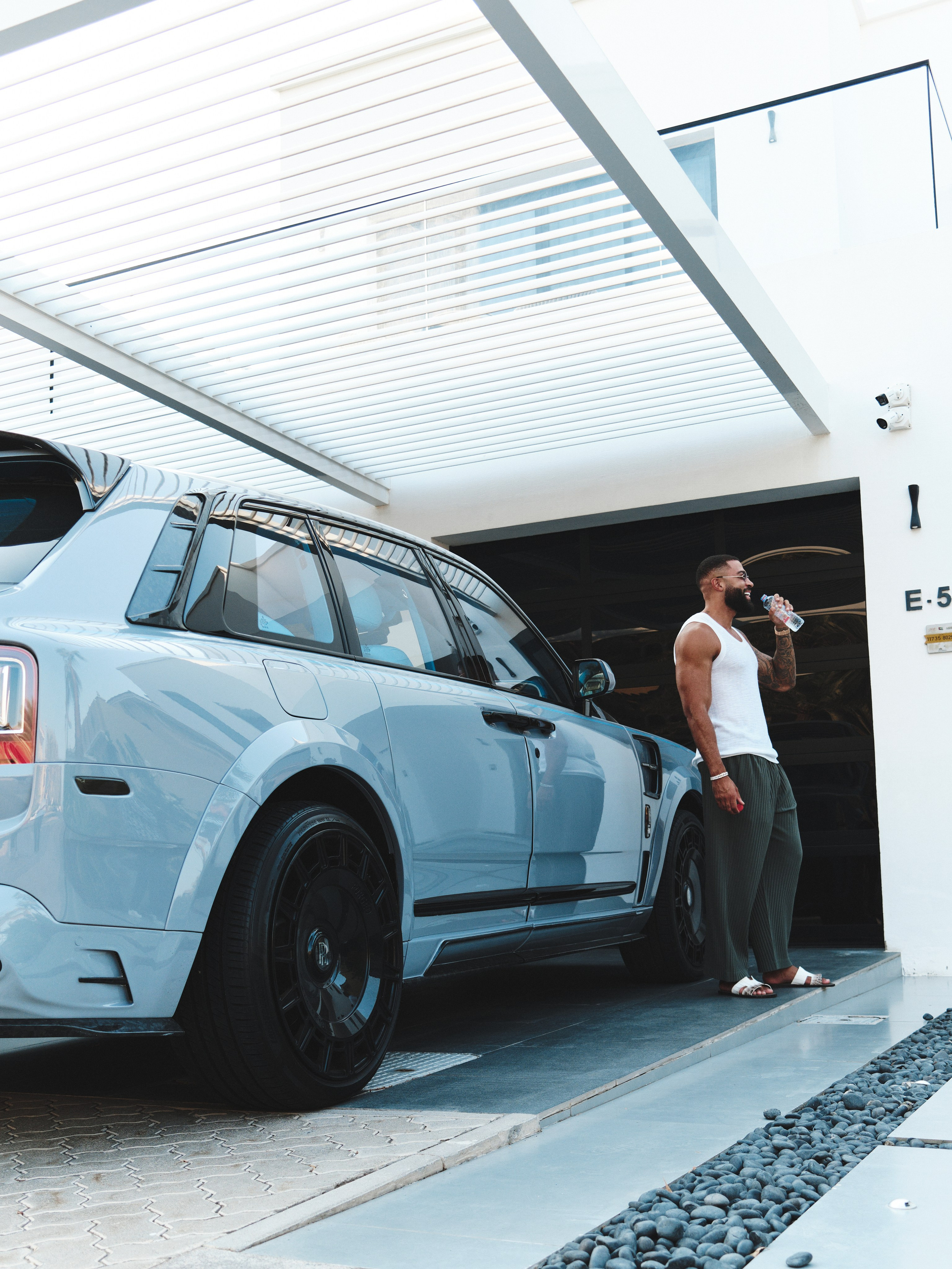 Samuel Onuha & Ruben Onuha. NOIZOMAX Художественный фотограф в Дубай