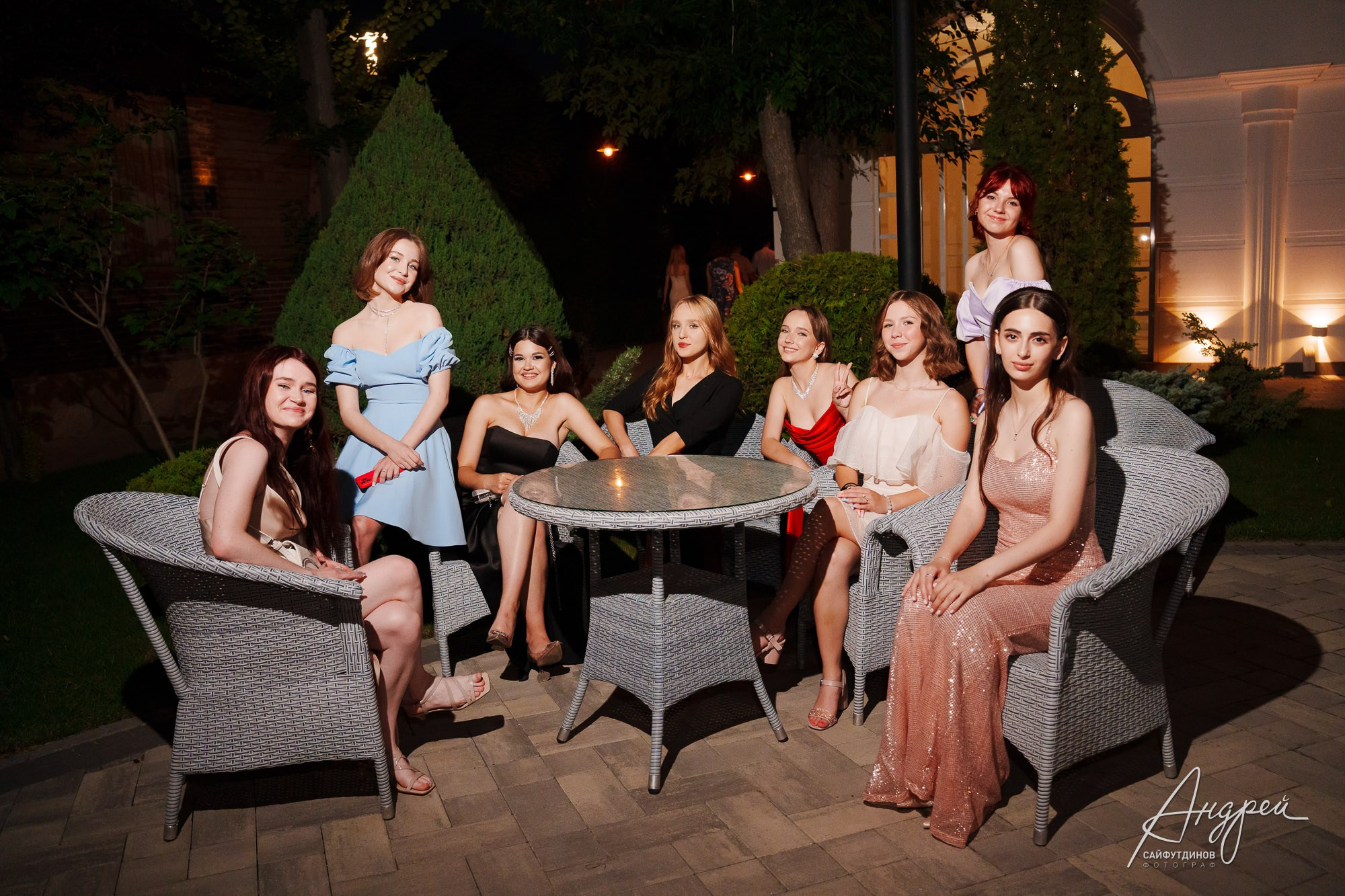 Выпускной школы 115. Свадебный и семейный фотограф в Ростове-на-Дону. Андрей Сайфутдинов