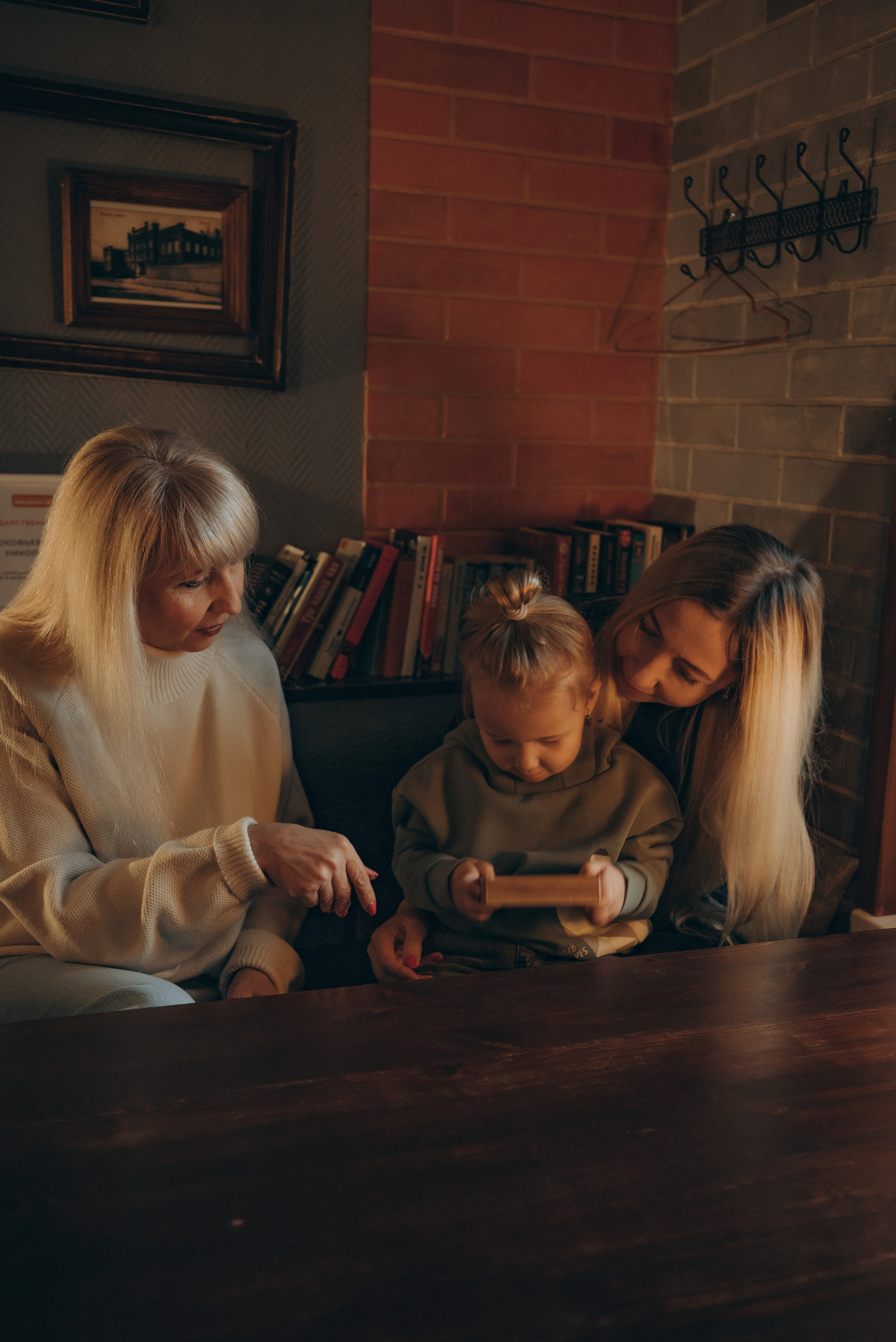 Мама, дочка и внучка. Свадебные и семейные съемки Сергей и Юлия Пушкаревы