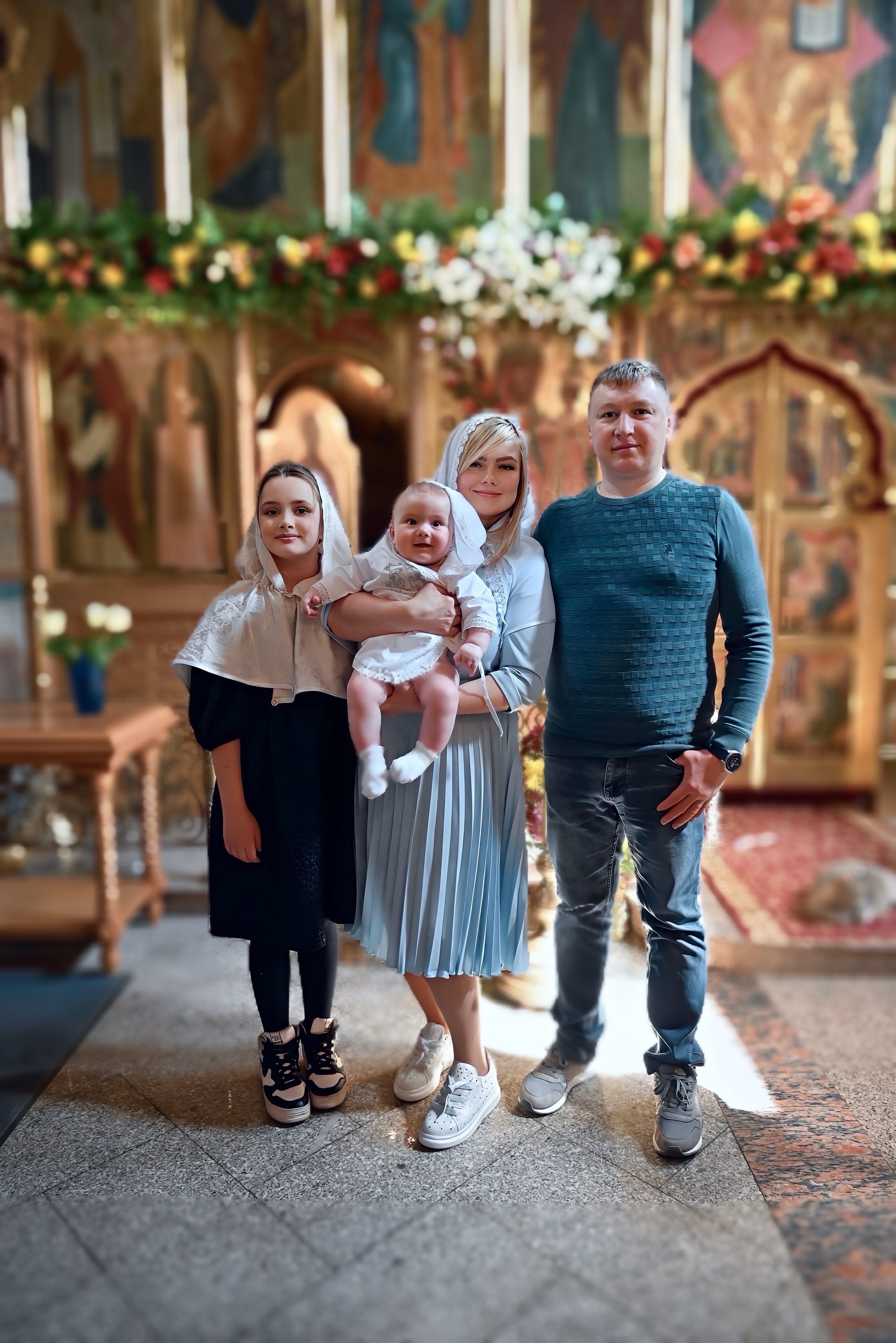 Крещение мама Лилия. Семейный и детский фотограф Москва