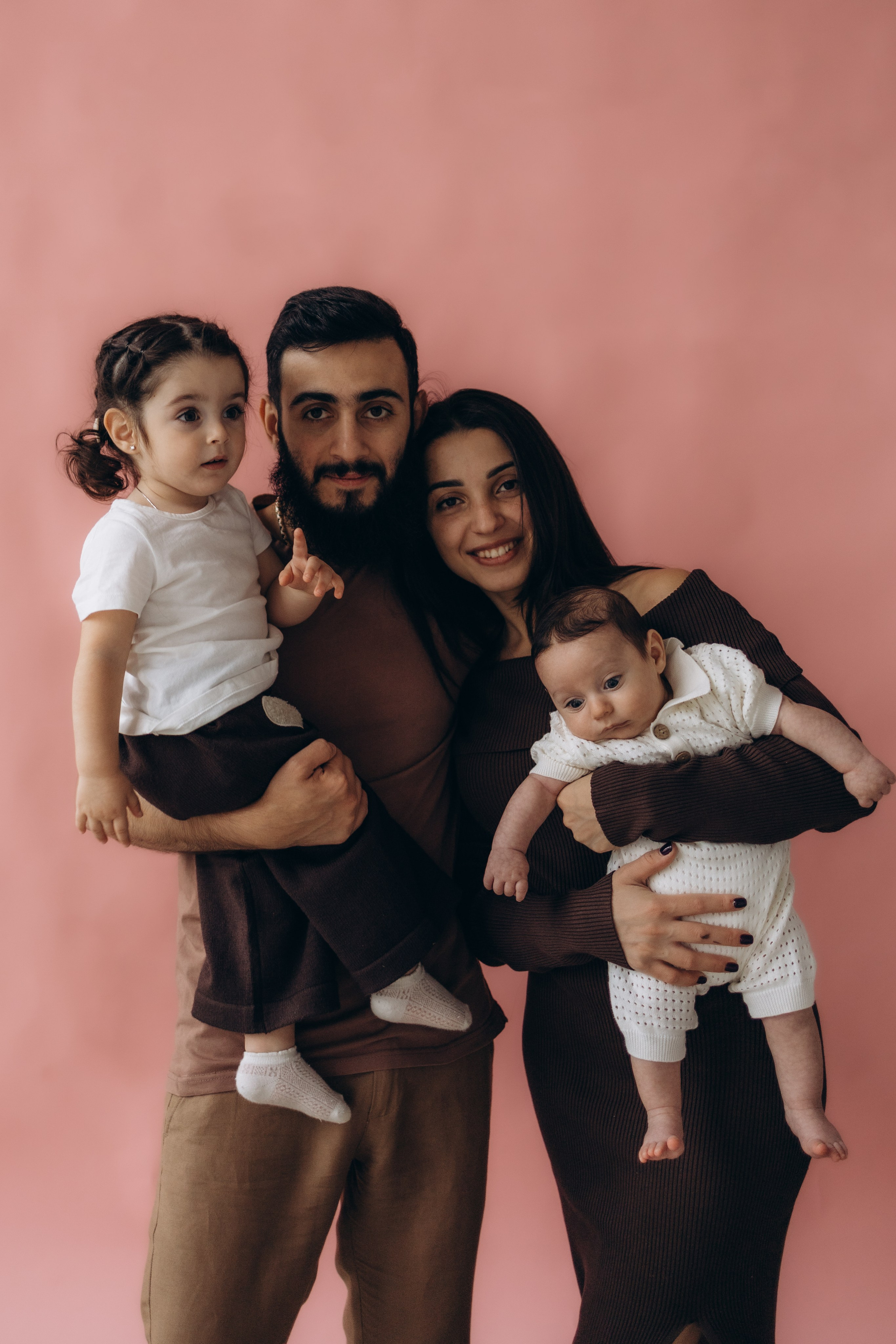 Семейная студийная фотосъемка (03.11.2025 г.) г. Обнинск (Калужская обл.). Надежда Стар семейный и церковный фотограф в Жукове и Калужской области