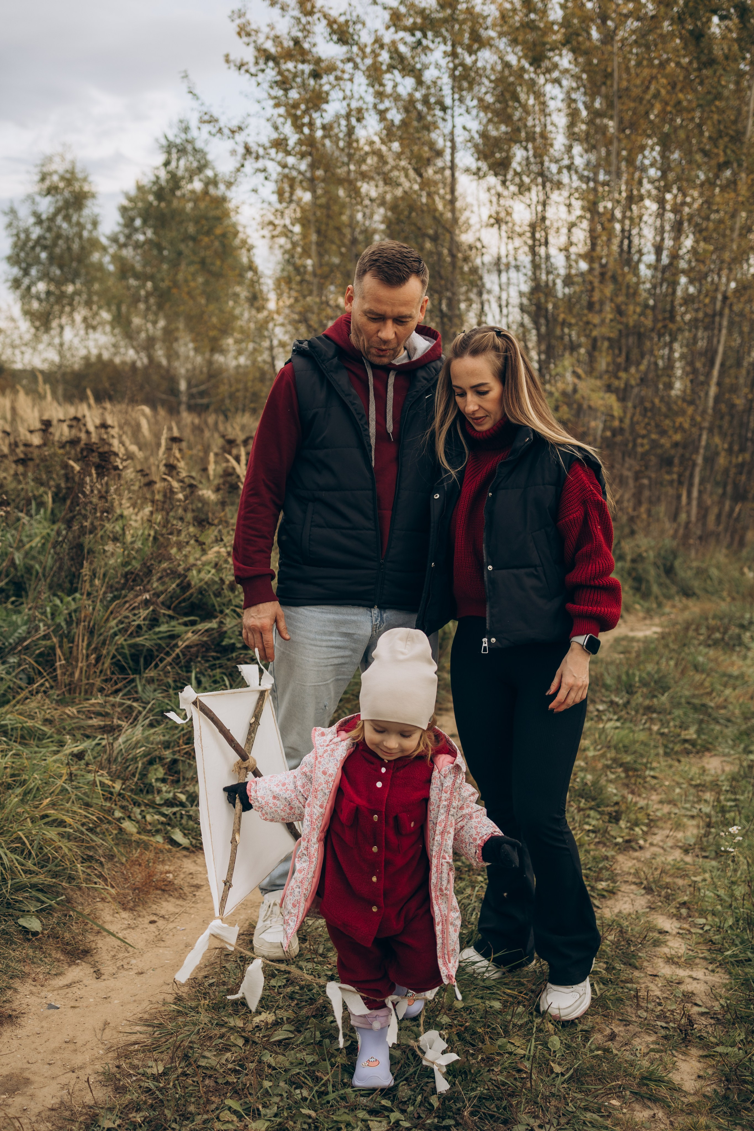 Летучий змей-семейная (4.10.2025 г.) г. Жуков (Калужская обл.). Надежда Стар семейный и церковный фотограф в Жукове и Калужской области