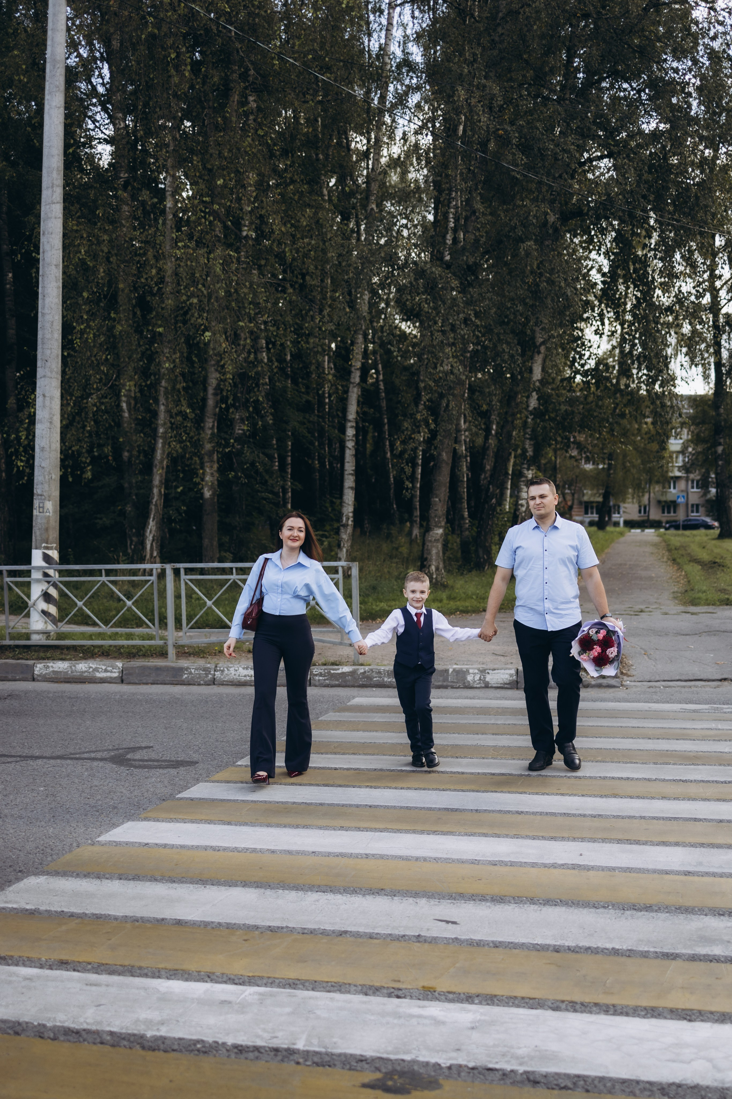 Первая школьная фотография Димули (1.09.2025 г.) г. Обнинск (Калужская обл.). Надежда Стар семейный и церковный фотограф в Жукове и Калужской области