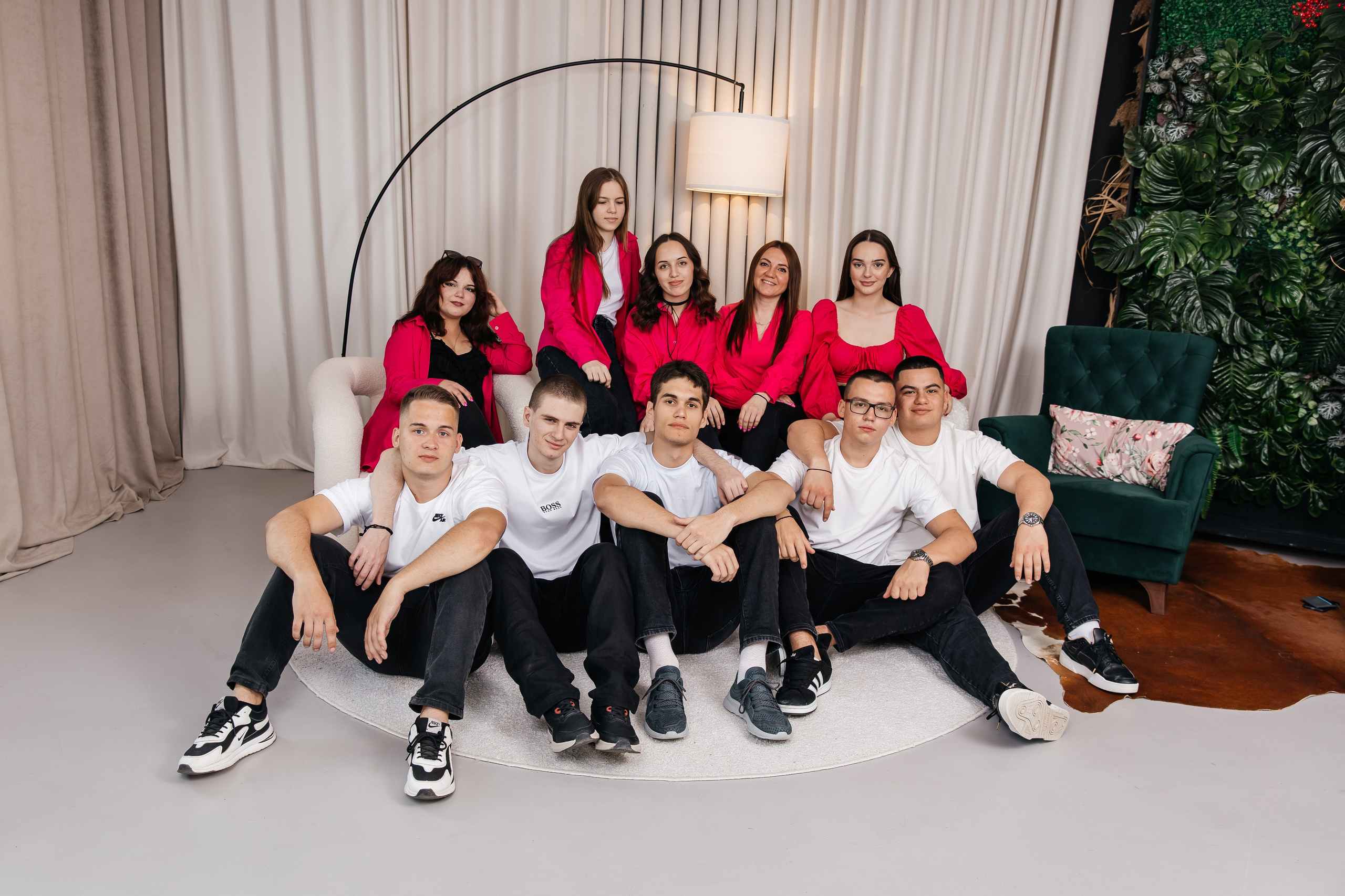 Фотосессия в старших классах Крымск. Фотограф Любава Колесник. Выпускные альбомы в Крымском районе