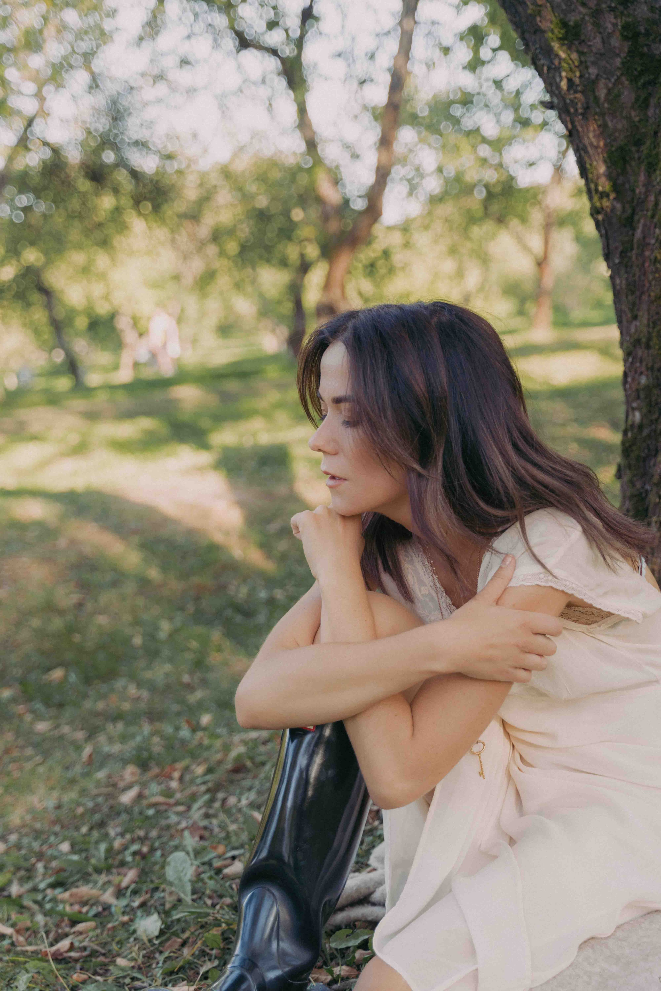 Яблоневый сад и гамак. Фотограф и видеограф в Москве и Абу Даби Мария Кулагина