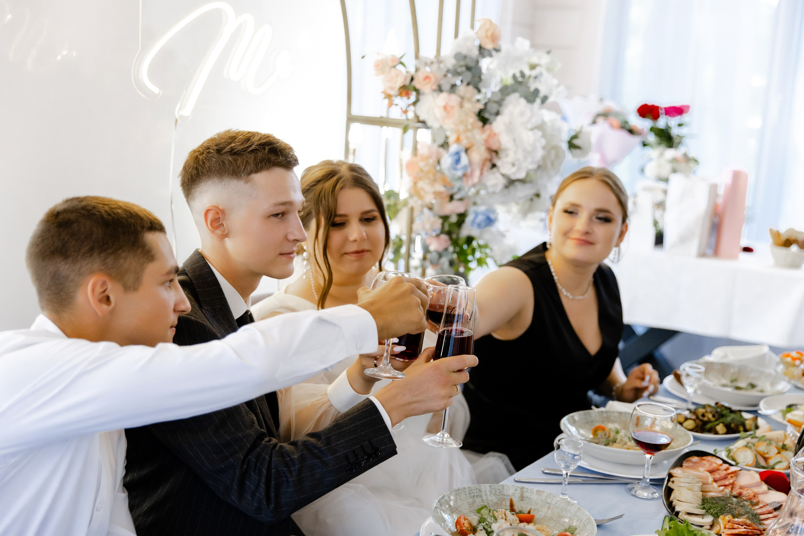 Свадебный день Антона и Маши. Свадебный фотограф Анна Бабахина
