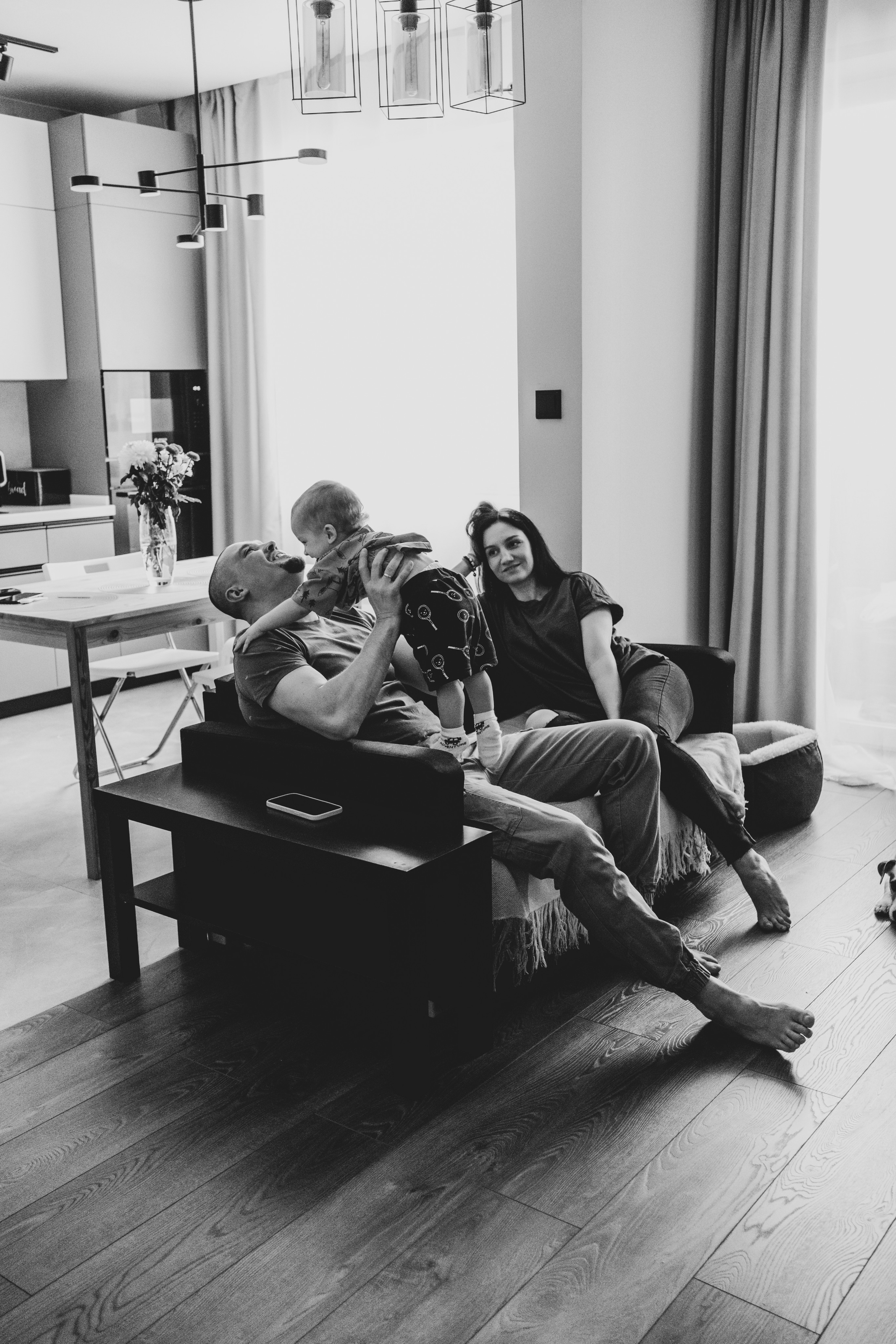 лайфстайл фотосессия мама папа сын и собака