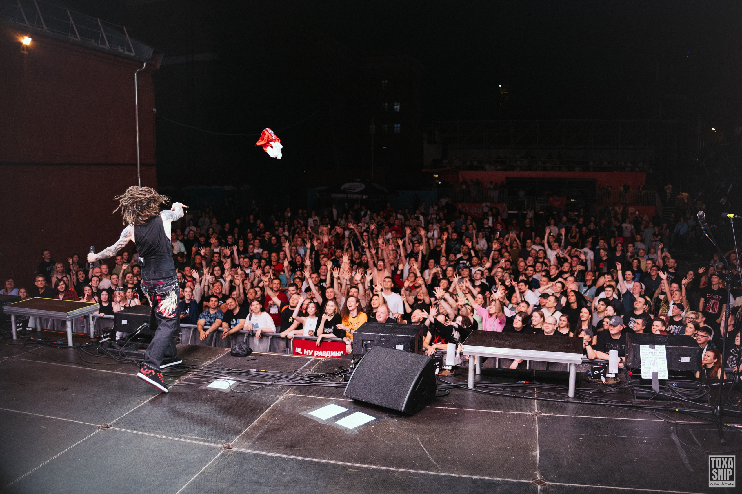 Концерт группы СЛОТ / ОЛДСКУЛЫ СВЕЛО в Москве. Toxasnip Photo | Anton Maslenkin