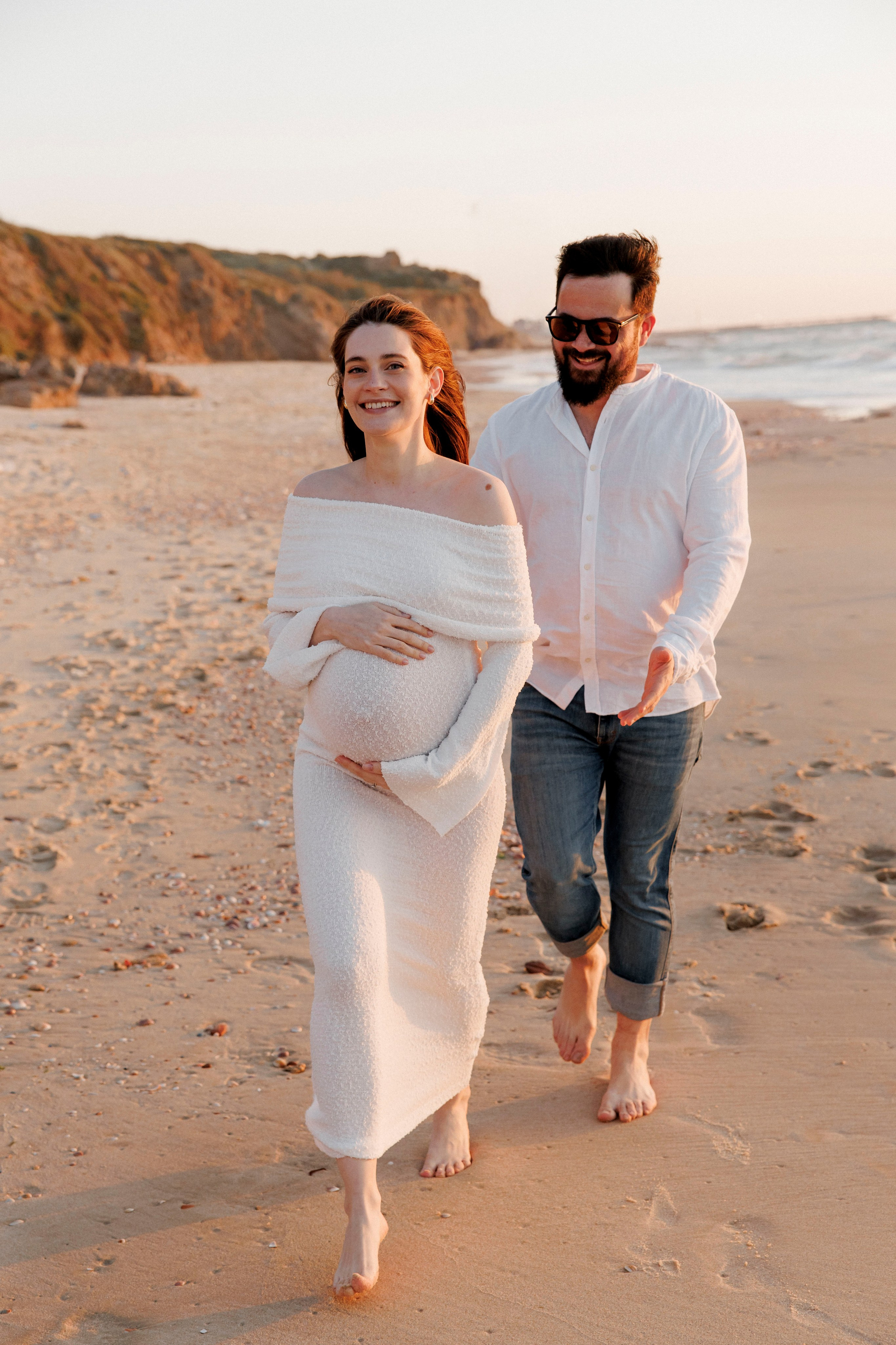 Pregnancy photoshoot (home/park/beach). Главная