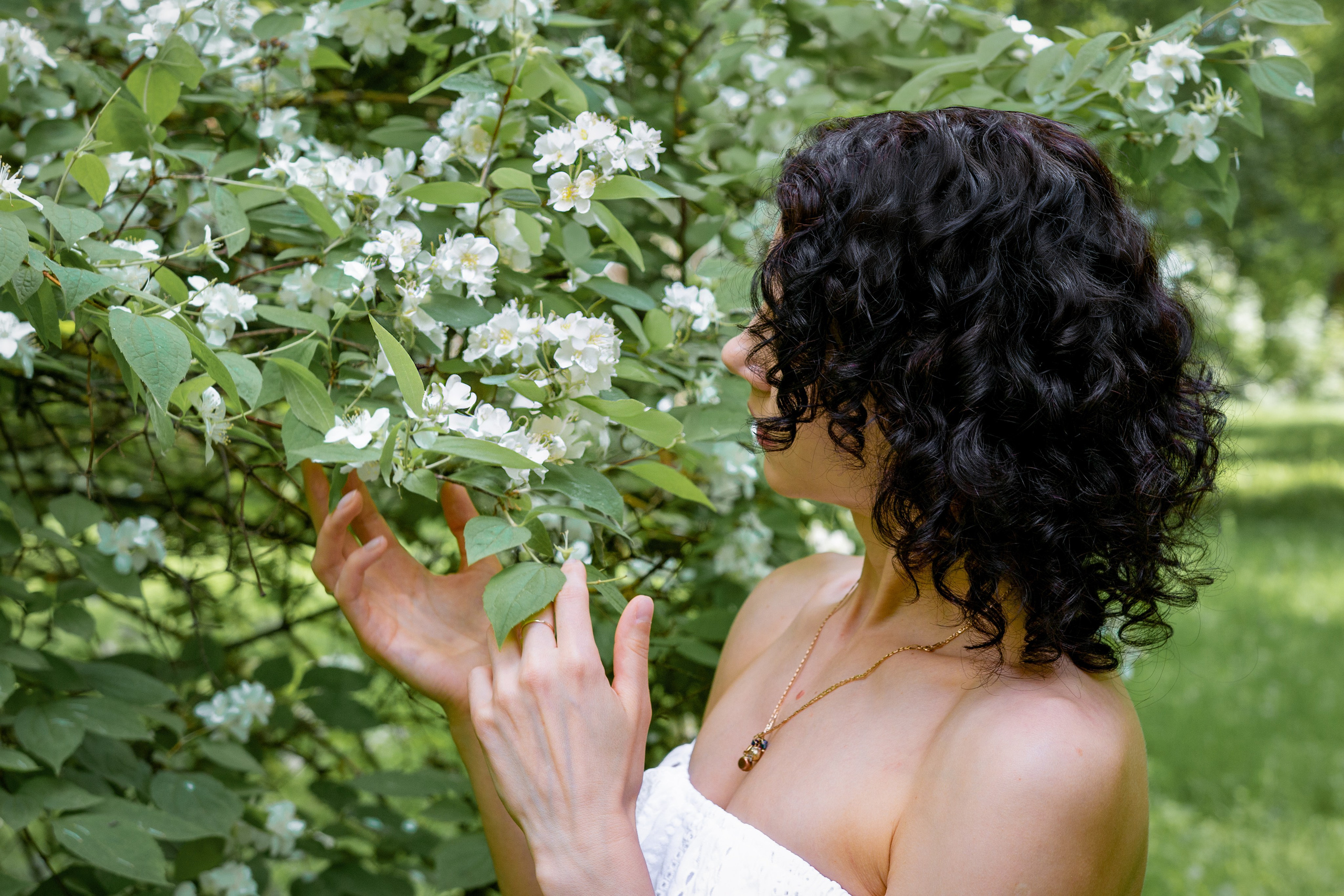Фотосессия в белом платье Лошицкий парк Минск