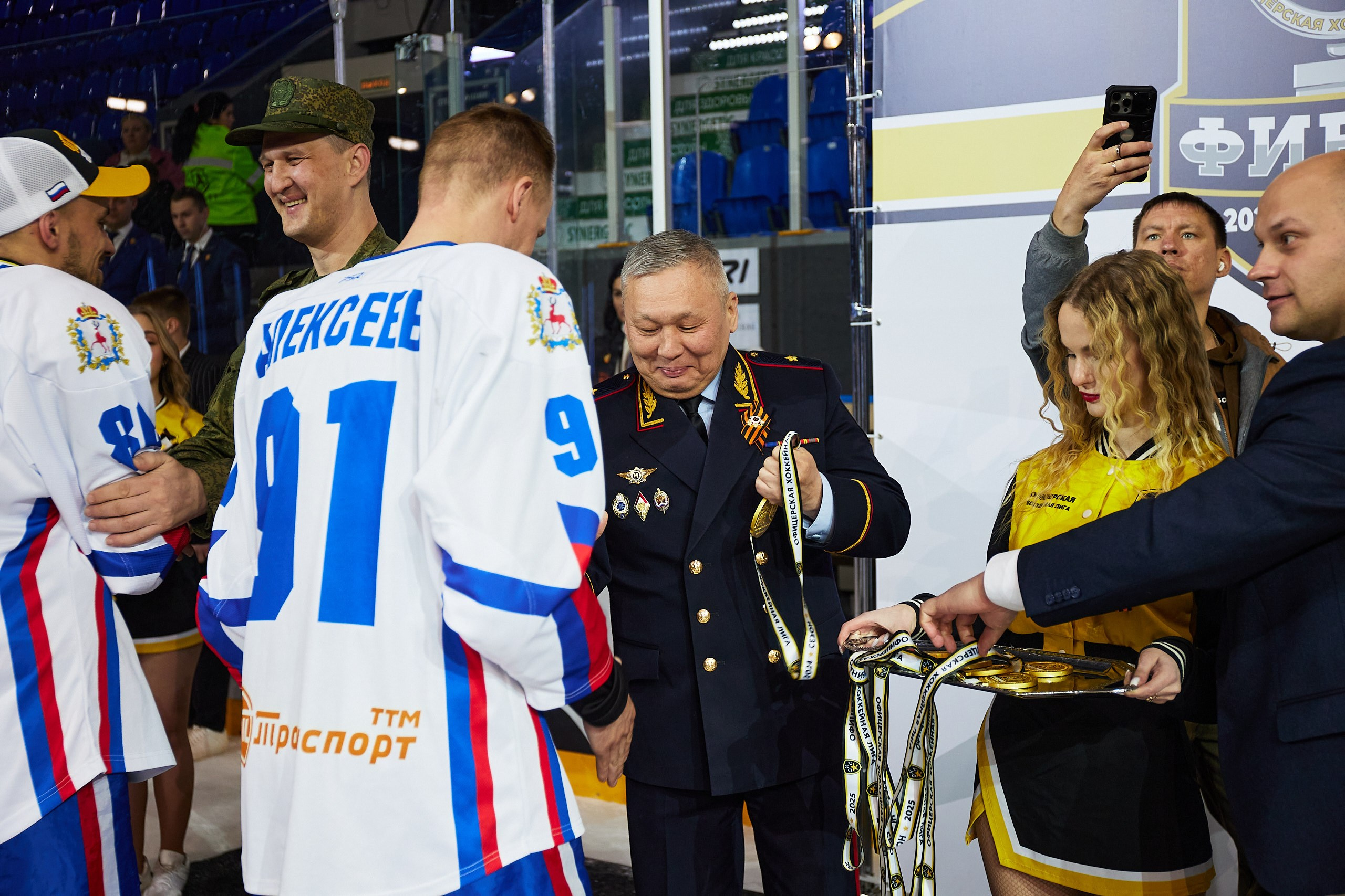 Репортаж. Офицерская хоккейная лига 2025 год. Спортивный фотограф Некрасов Денис