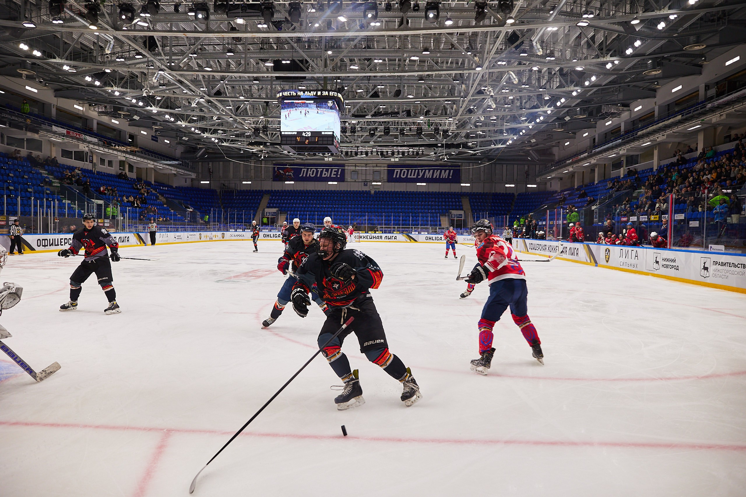 Репортаж. Офицерская хоккейная лига 2025 год. Спортивный фотограф Некрасов Денис