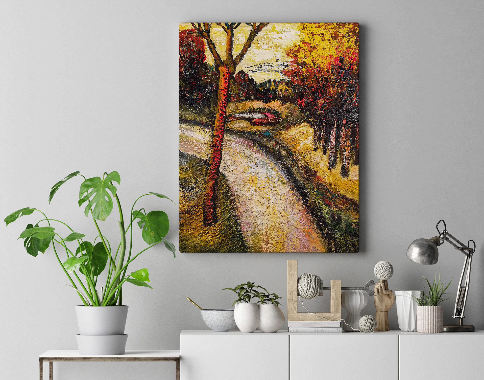 Paintings of V. Portyanoy in the interior. Contemporary artist Vladimir Portyanoy. Painting, graphics