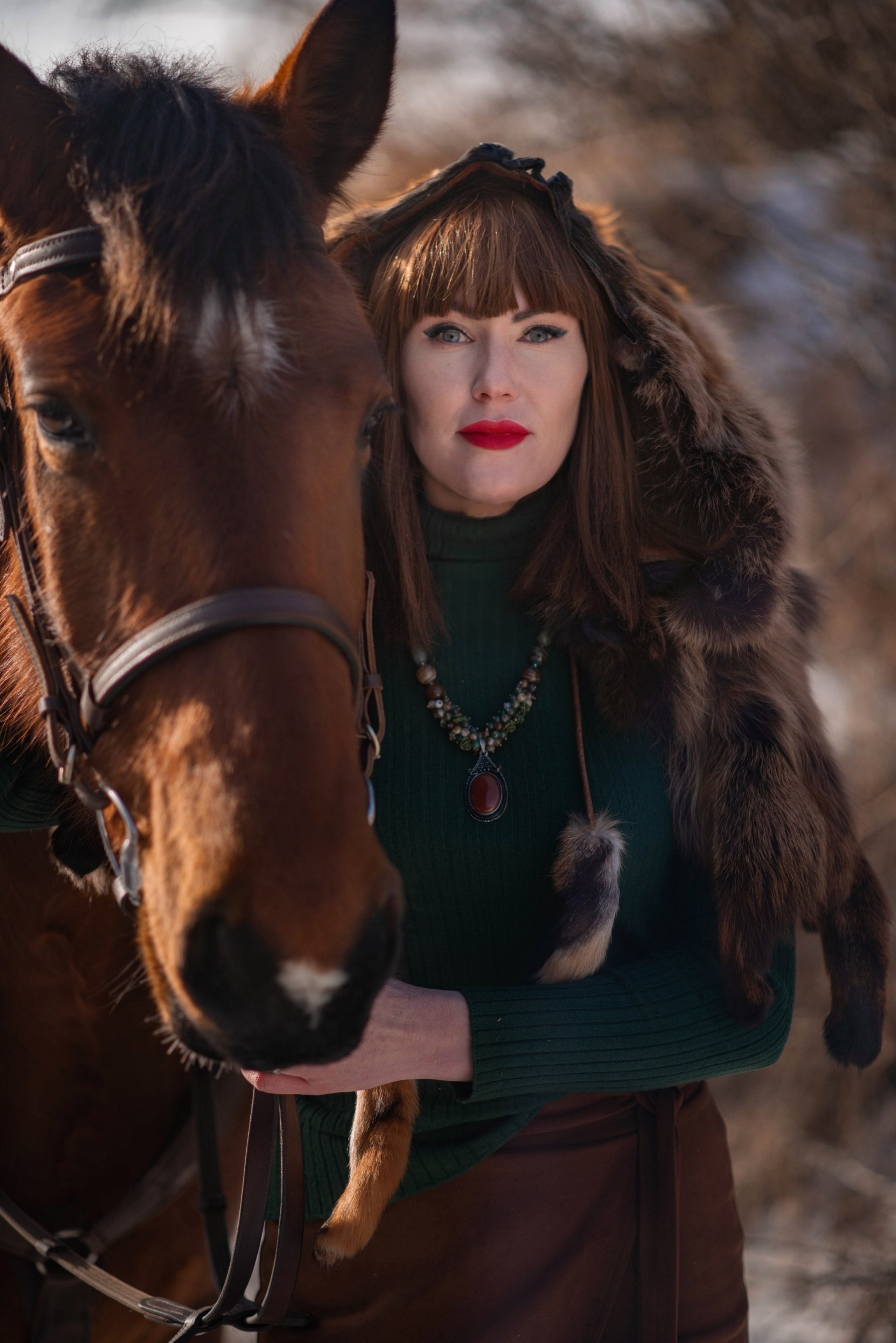 Марина с лошадью. Семейный и свадебный фотограф в Абакане Юлия Су