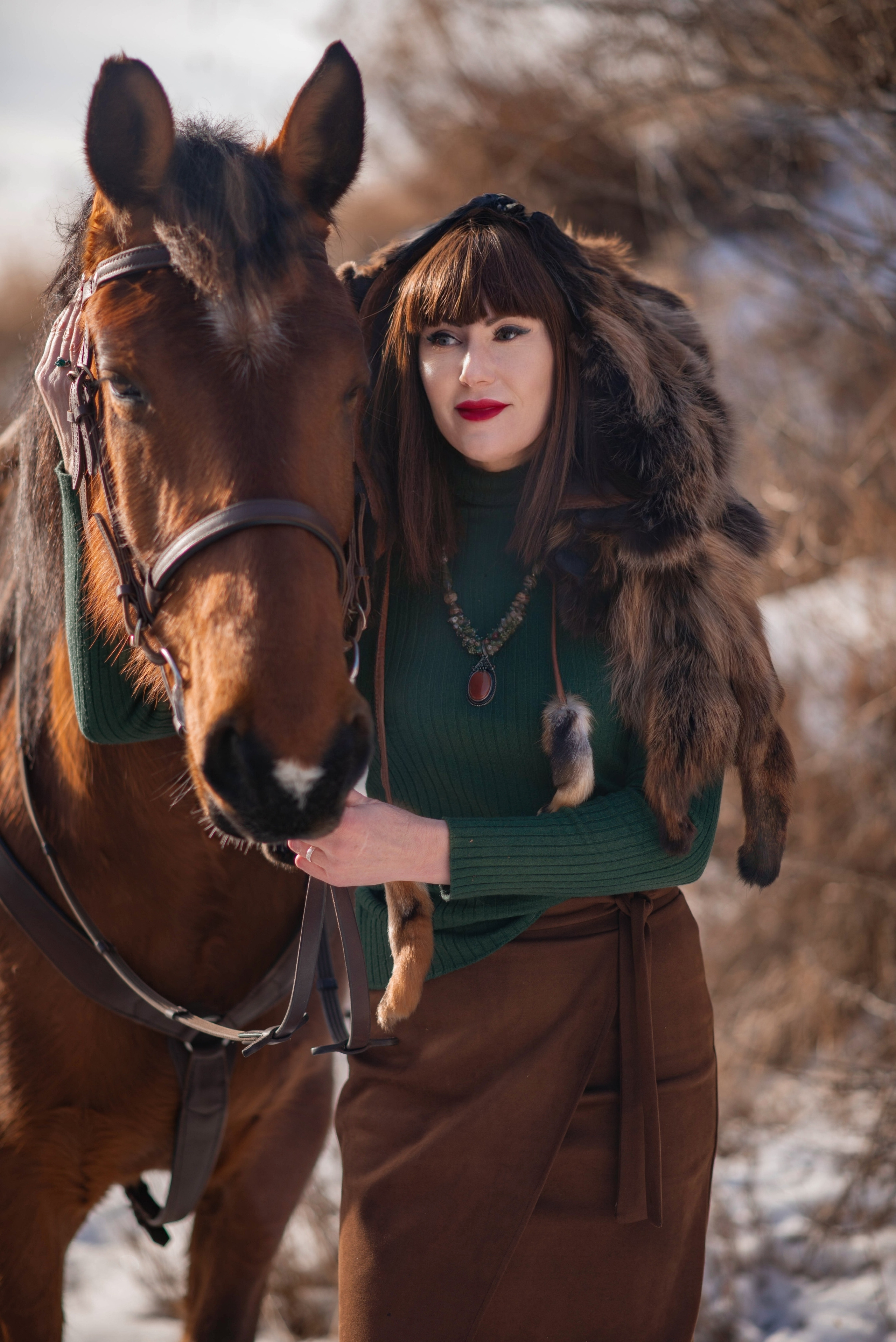 Марина с лошадью. Семейный и свадебный фотограф в Абакане Юлия Су
