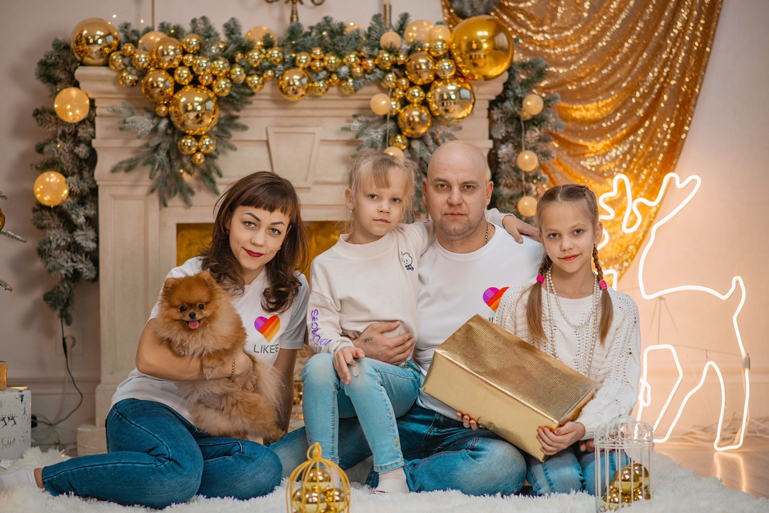 Семейная новогодняя фотосессия. Семейный и свадебный фотограф в Абакане Юлия Су