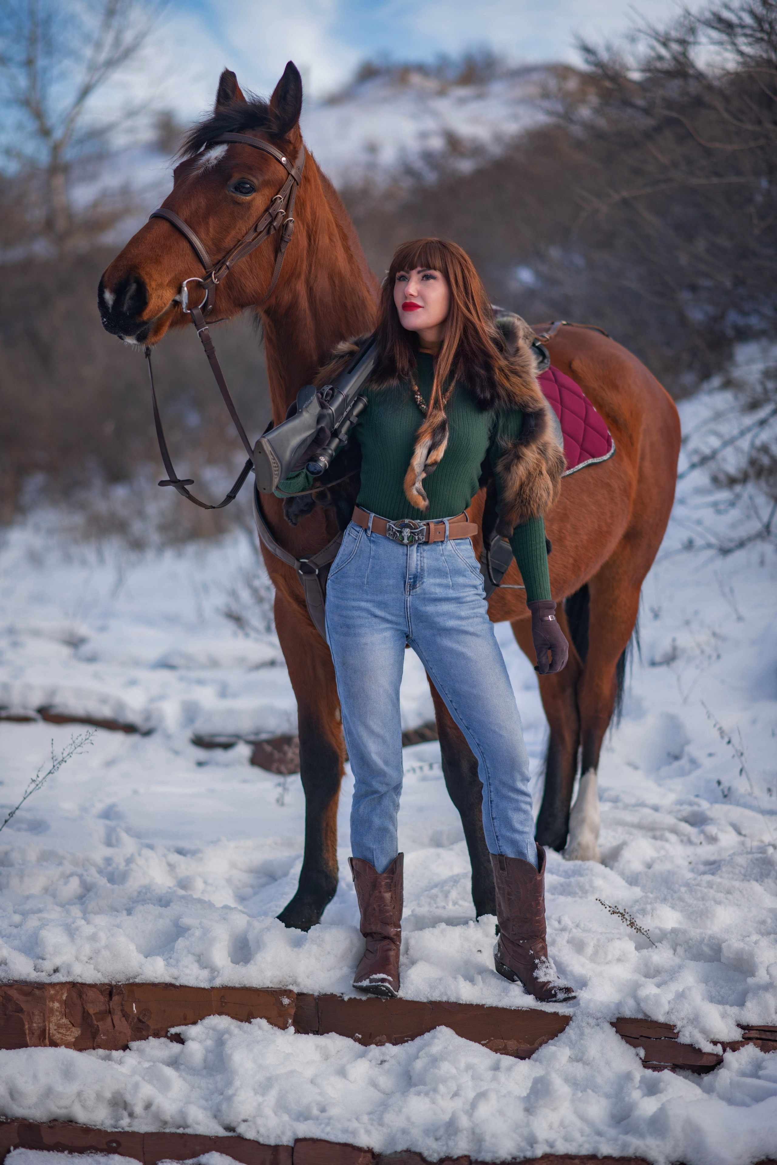 Марина с лошадью. Семейный и свадебный фотограф в Абакане Юлия Су