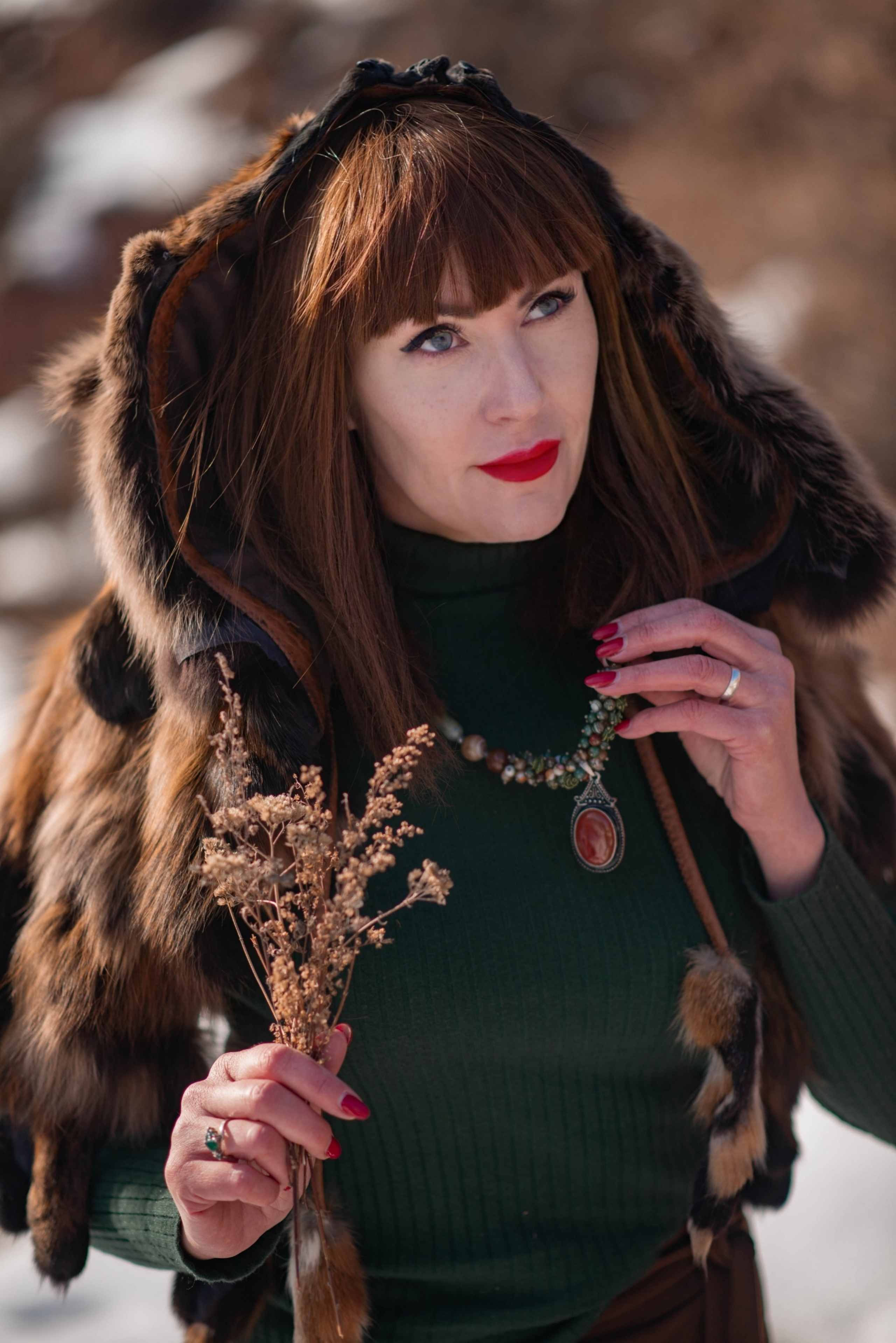 Марина с лошадью. Семейный и свадебный фотограф в Абакане Юлия Су