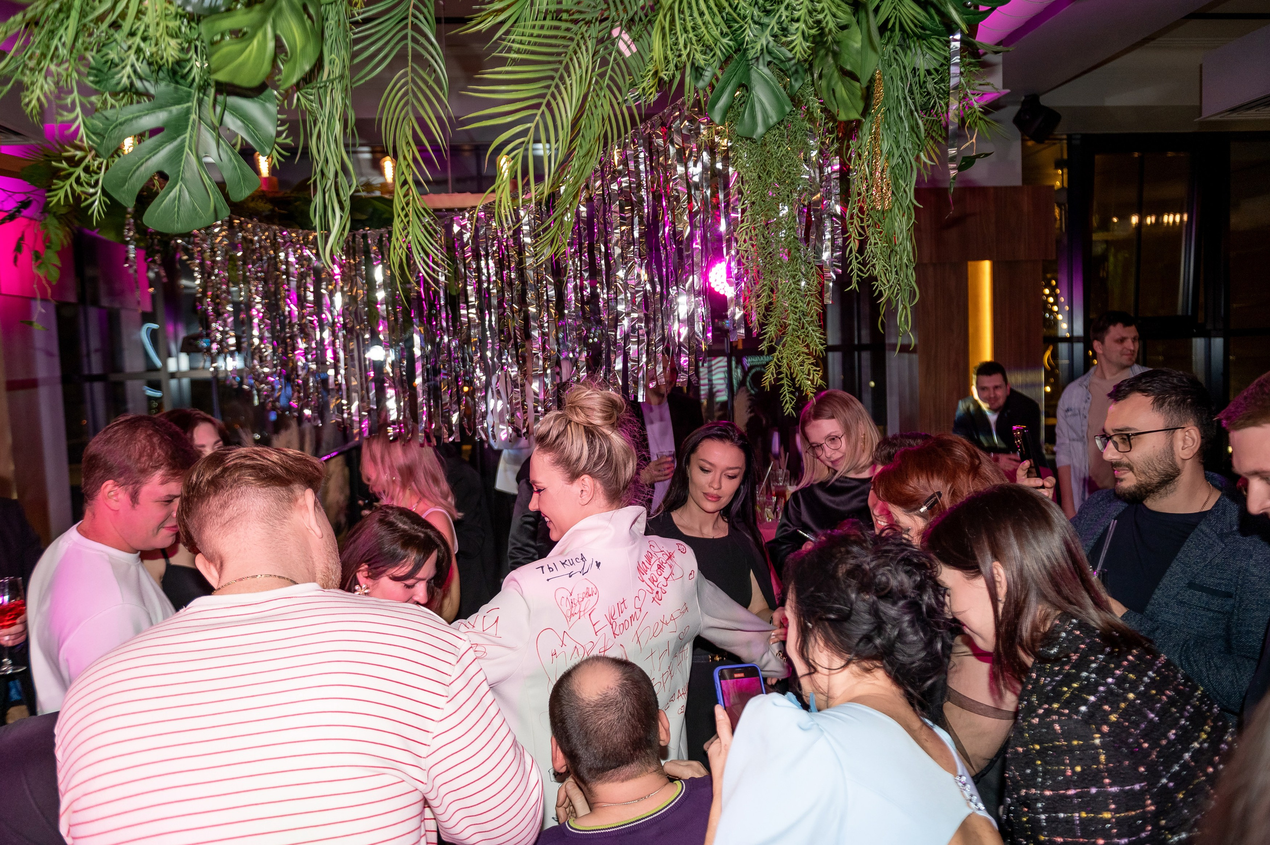 Не идеальнаЯ вечеринка Анны Моисеевой. Свадебный, семейный и репортажный фотограф. Брянск. Эльвира Голенкова