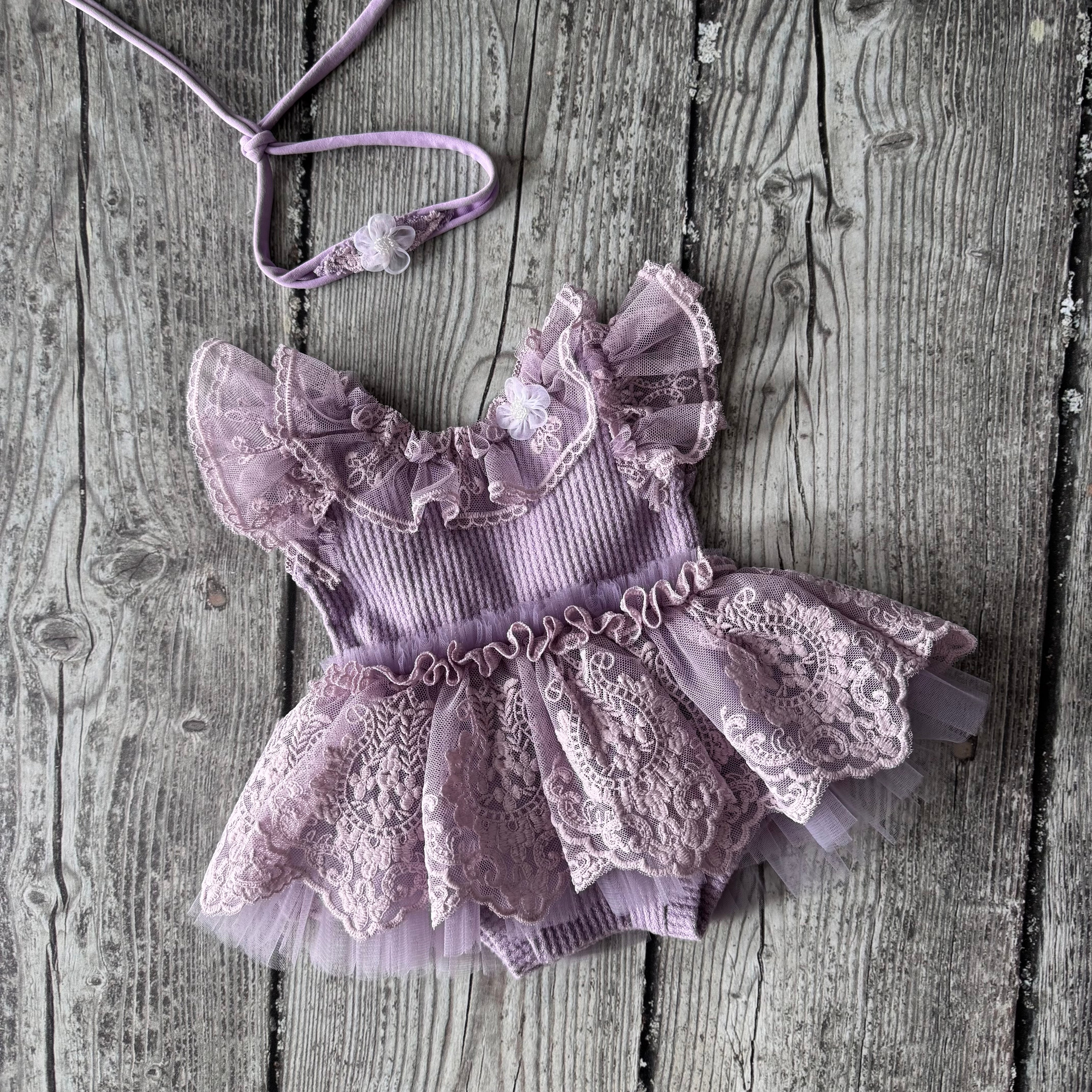 Костюмы и аксессуары для фотосессии новорожденных | Реквизит для съемки newborn в Москве. Фотосессия новорожденных в Москве и Московской области | Профессиональный фотограф newborn — Татьяна Иванова