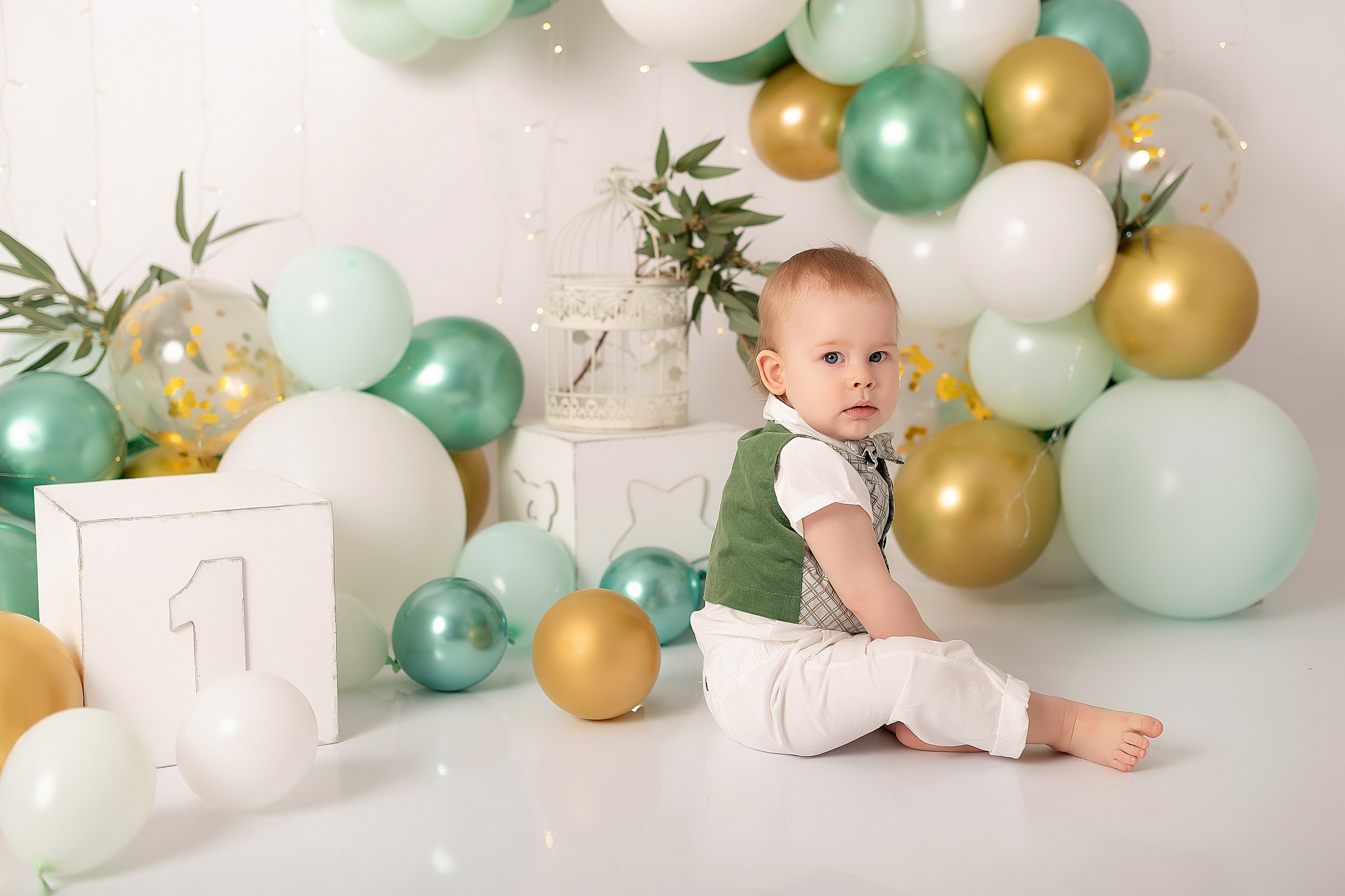 Первый годик Артёмке. Детский и семейный фотограф в Красноярске. Фотосессии новорожденных малышей до 1 месяца