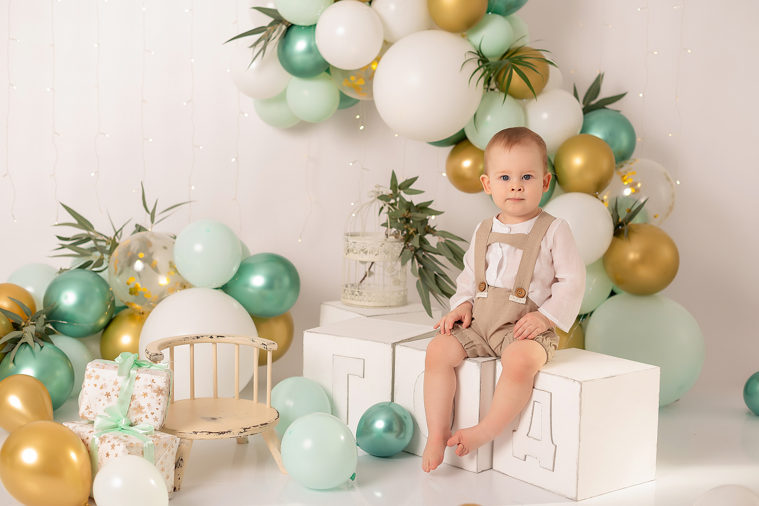 Первый годик Артёмке. Детский и семейный фотограф в Красноярске. Фотосессии новорожденных малышей до 1 месяца
