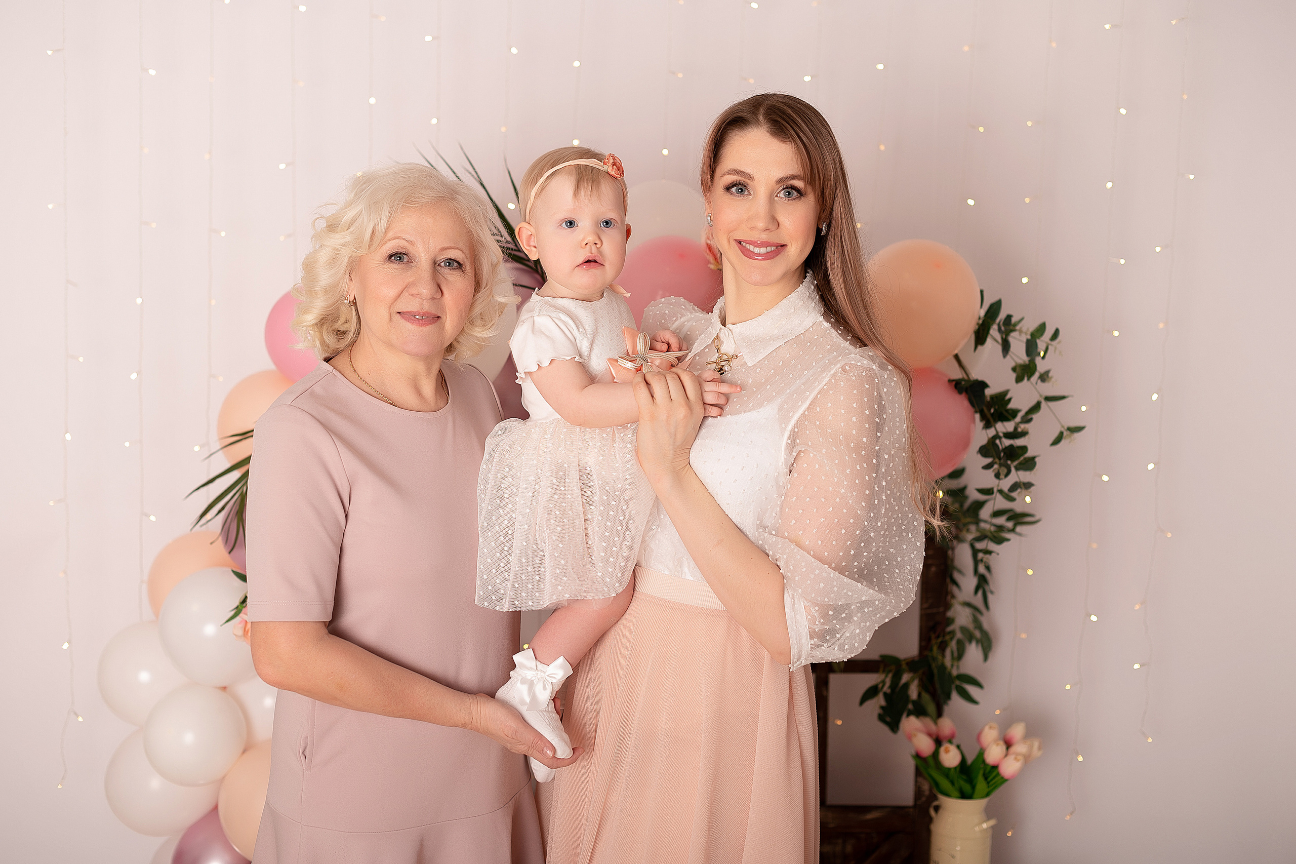 Первый годик Дашеньки. Детский и семейный фотограф в Красноярске. Фотосессии новорожденных малышей до 1 месяца