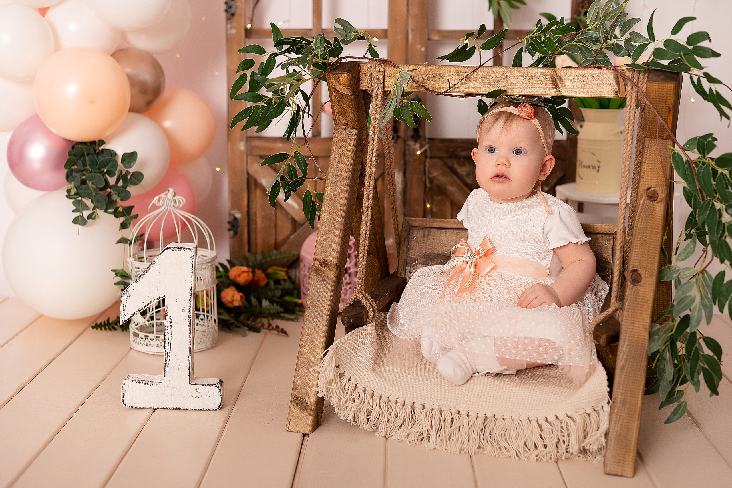 Первый годик Дашеньки. Детский и семейный фотограф в Красноярске. Фотосессии новорожденных малышей до 1 месяца