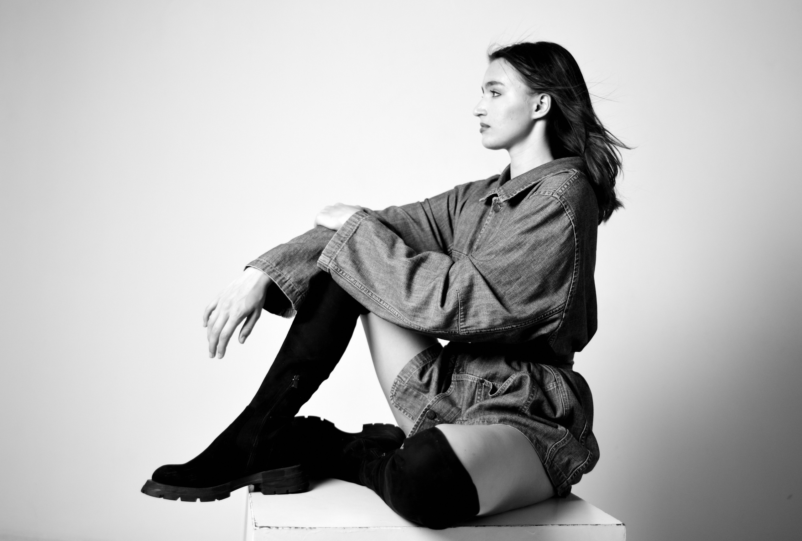 Соня Степаненко. Классический портрет от окна и циклорама