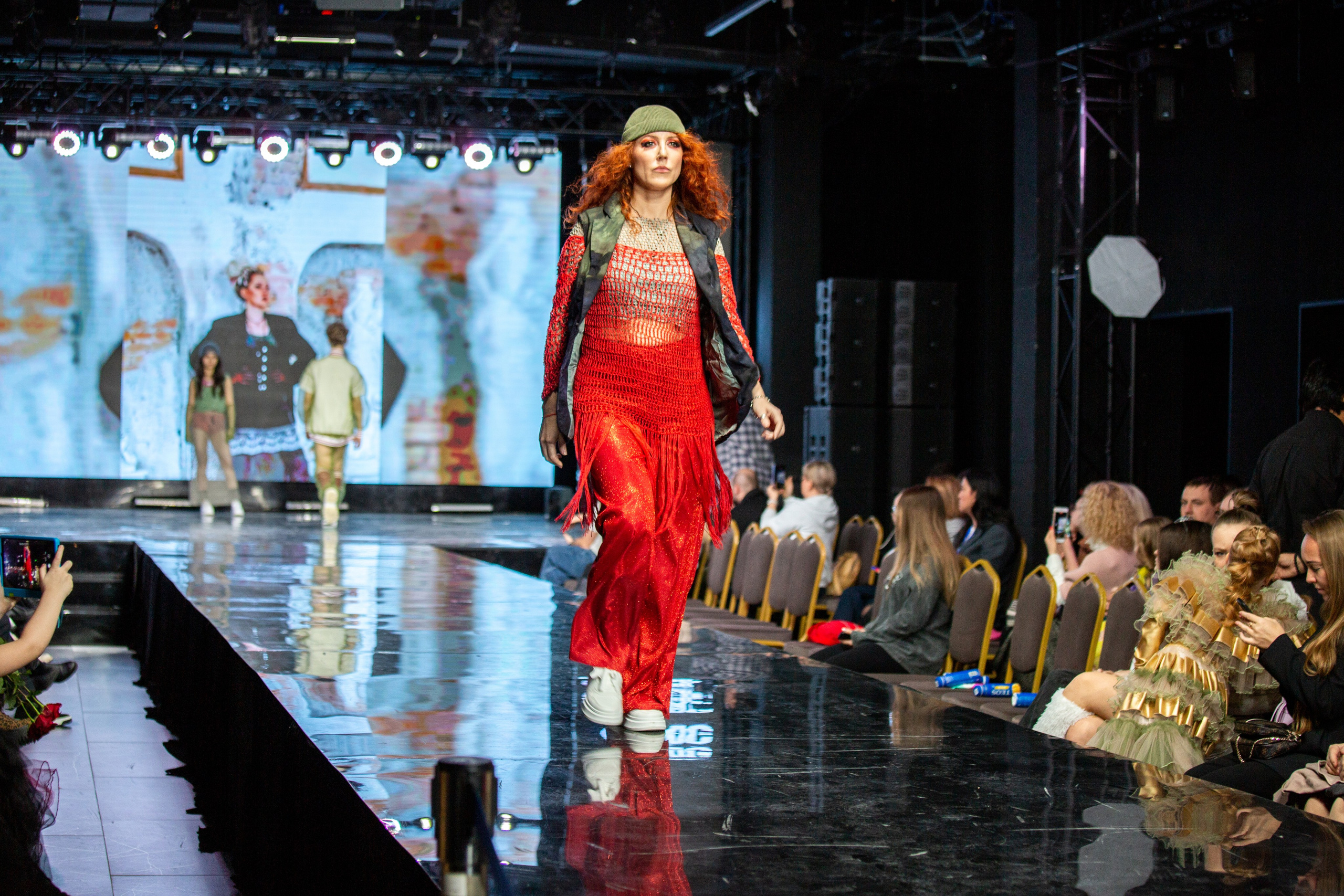 Звезда галактики. Яровит Холл. Репортажный, семейный, свадебный, портретный фотограф