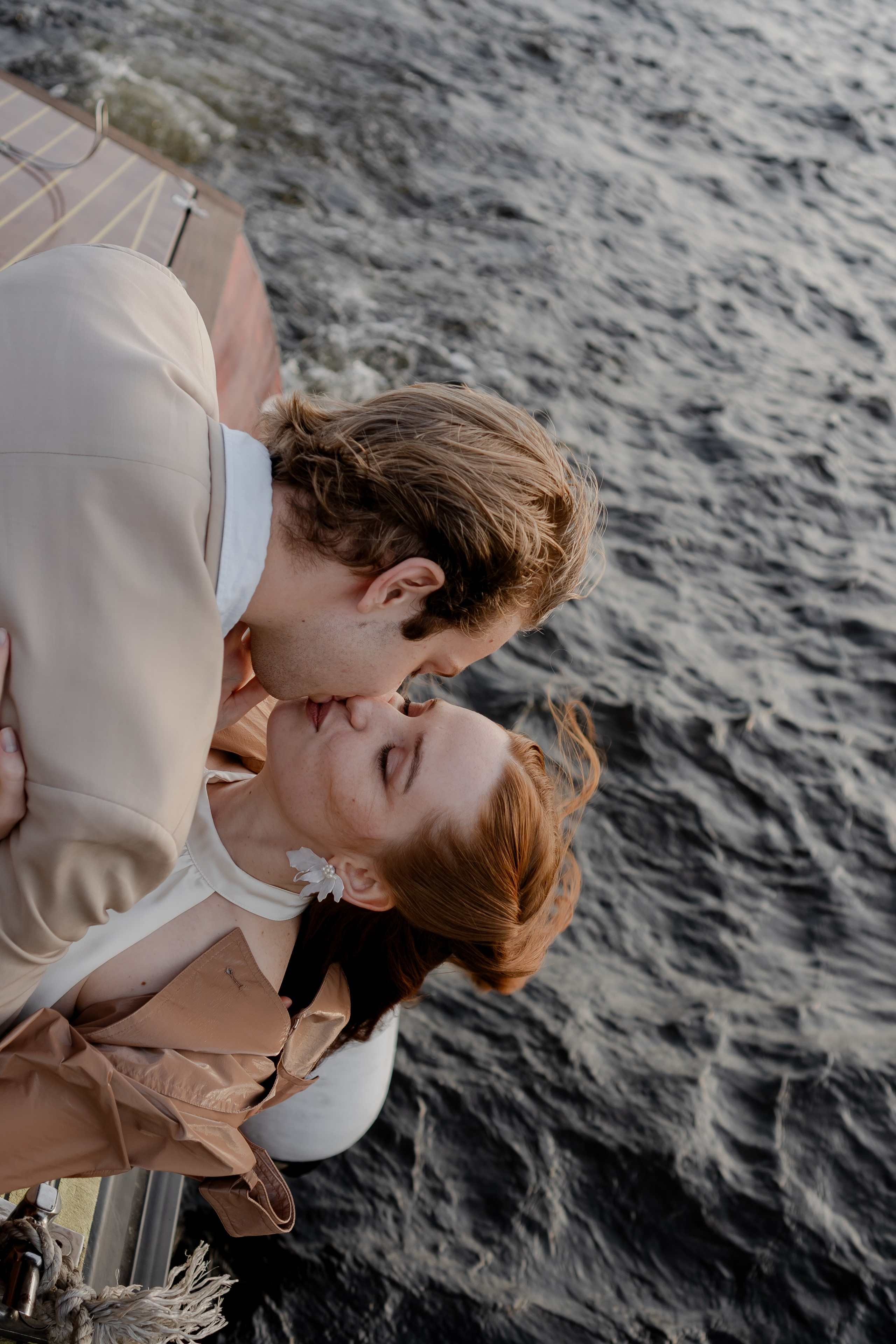 СВАДЕНБНАЯ СЬЕМКА НА КАТЕРЕ ПО КАНАЛАМ САНКТ-ПЕТЕРБУРГА И В АКВАТОРИИ НЕВЫ. Профессиональный фотограф, Санкт-Петербург — Виктория Богомолова