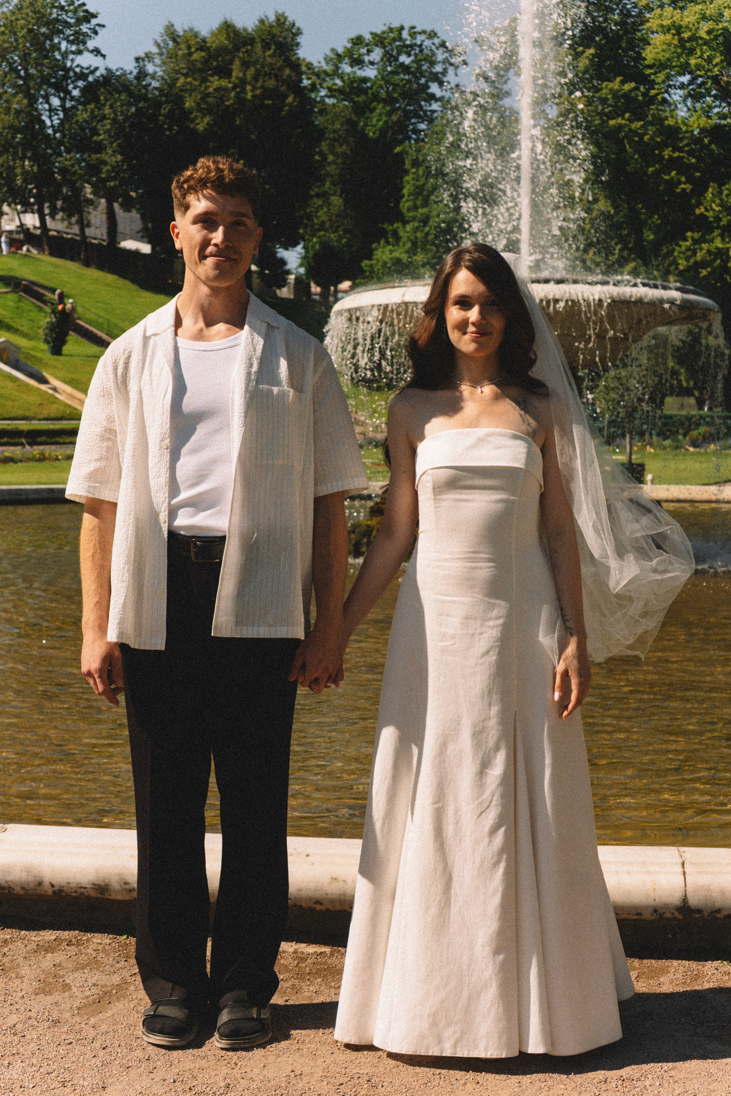 СВАДЕБНАЯ СЬЕМКА В ПЕТЕРГОФЕ И СЬЕМКА РЕПОРТАЖА В ЗАГСЕ ПЕТЕРГОФА. Профессиональный фотограф, Санкт-Петербург — Виктория Богомолова