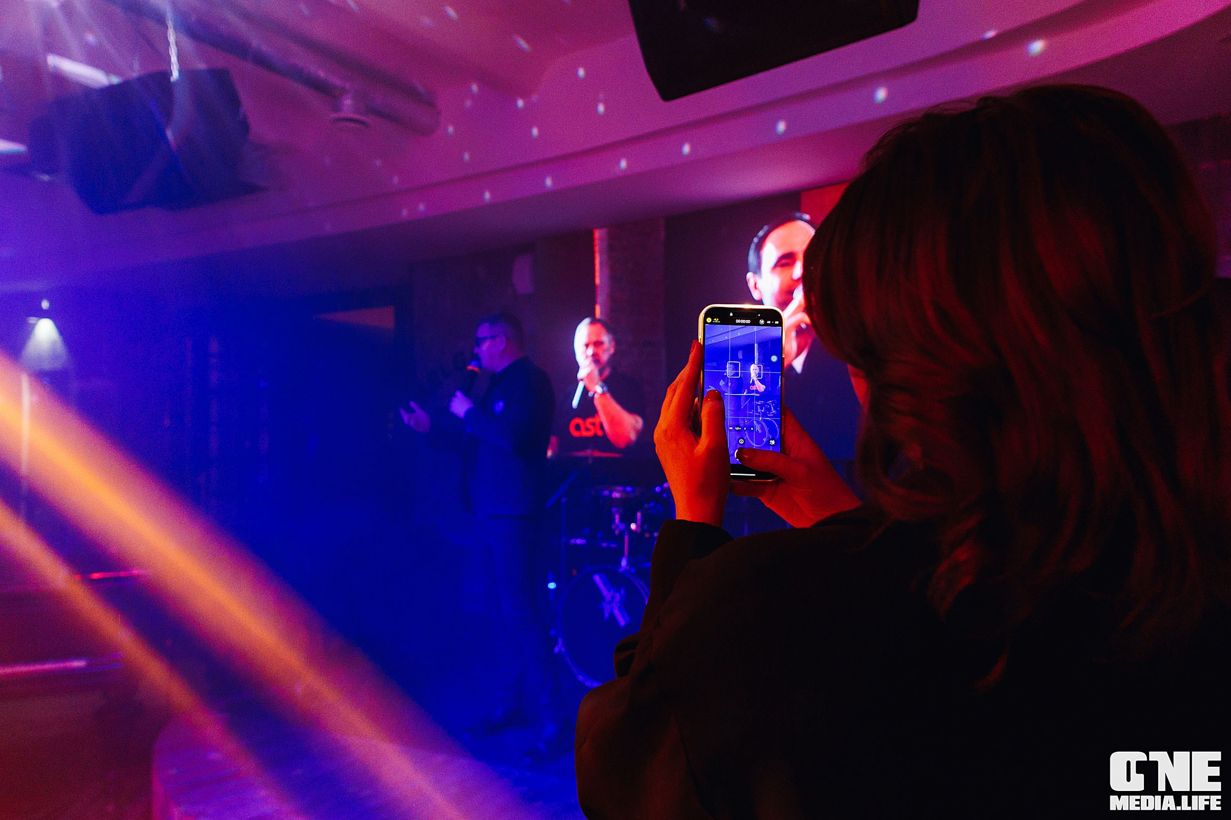 Фоторепортаж из караоке-клуба Белгравия. One Media Life: фоторепортажи, фотоотчеты с мероприятий и заведений