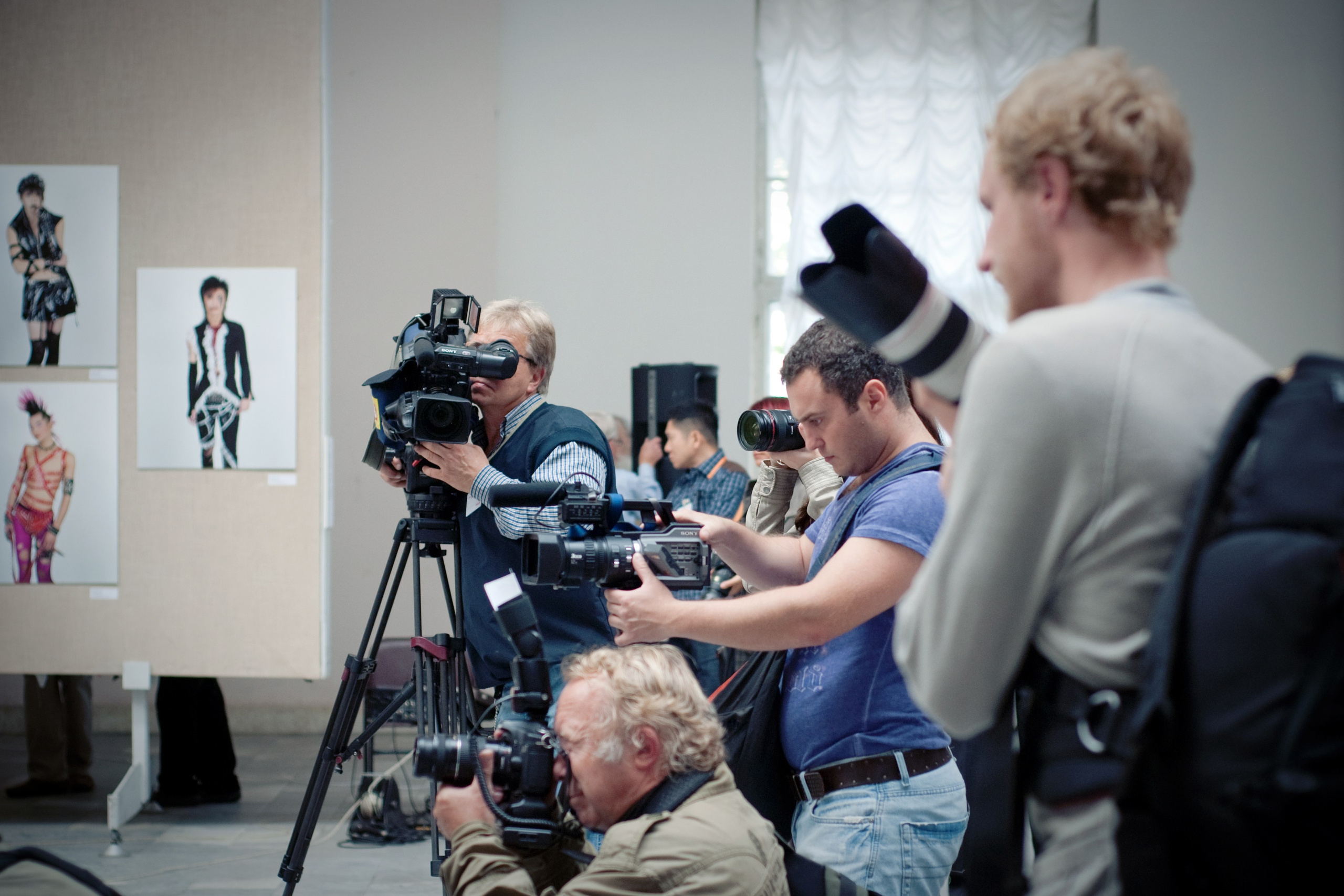 Открытие выставки в Манеже. Портретный и лайфстайл фотограф в Санкт-Петербурге