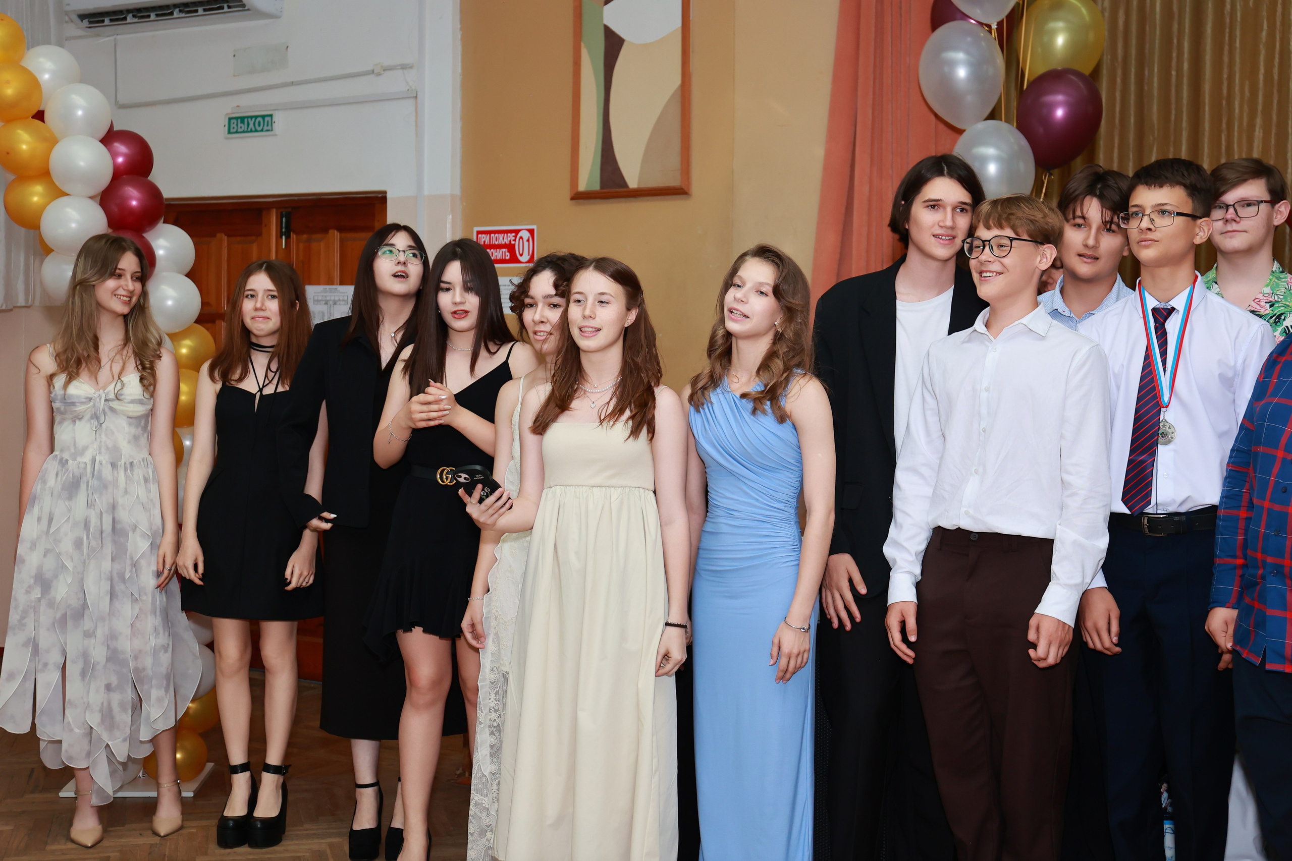 Вручение аттестатов Лицей 64. Детский семейный фотограф Краснодар