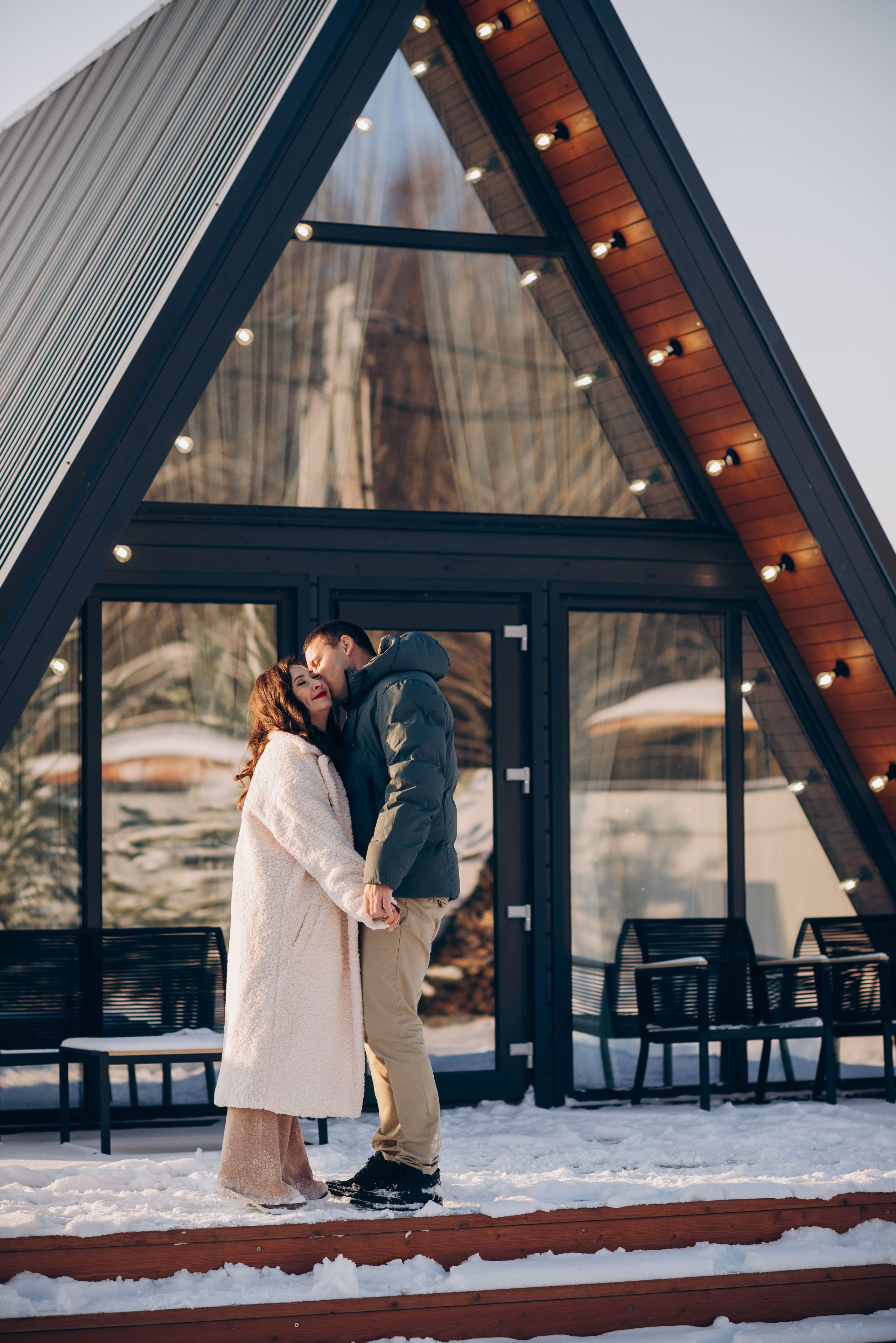 Зимняя фотосессия в домике A-frame. Семейный фотограф в Домодедово и Москве Елена Пичугина