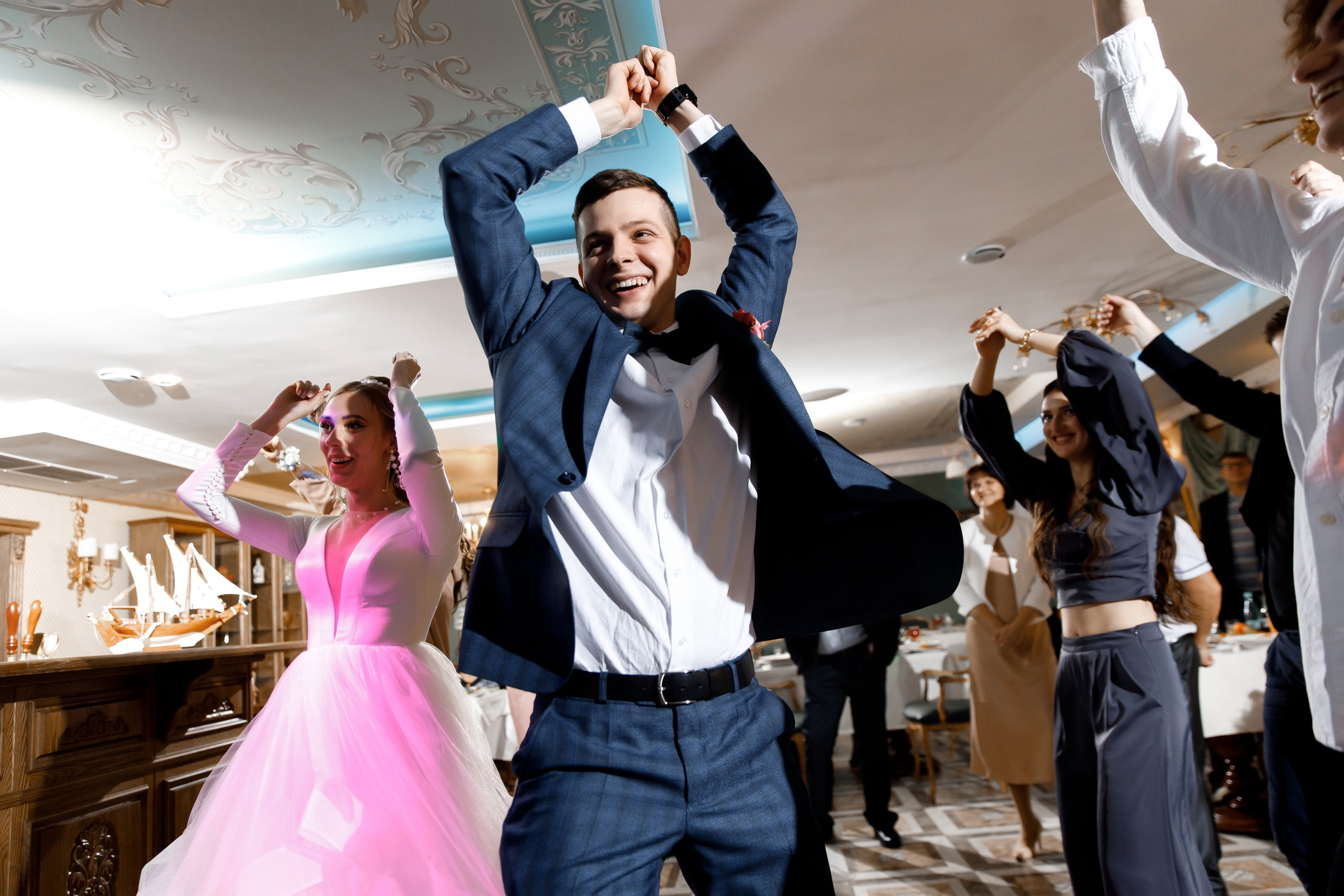 Классические свадьбы. Ведущий Воронов Евгений