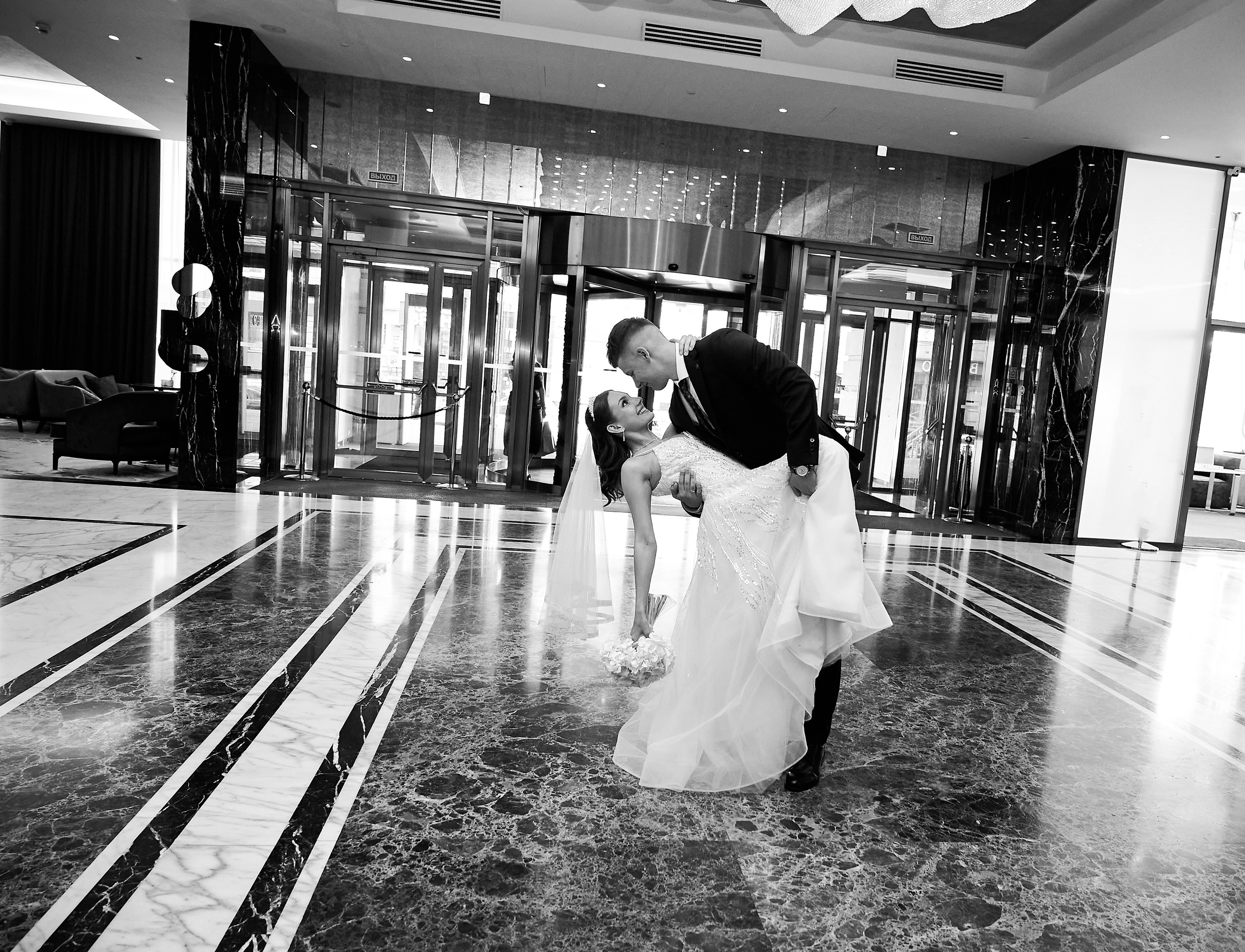 Alexey & Yana 01/08/26. 20 minut v Lotte. Профессиональный репортажный фотограф в Самаре Никита Королев