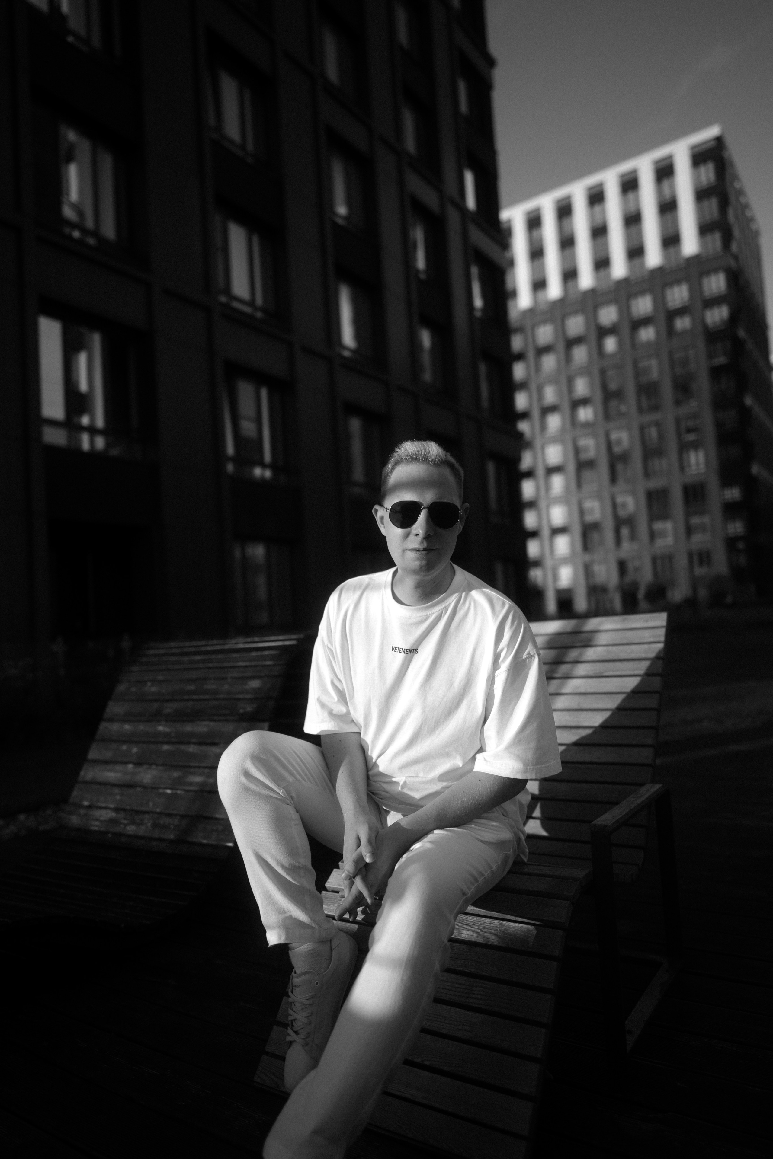 Мужская чб фотосъемка 