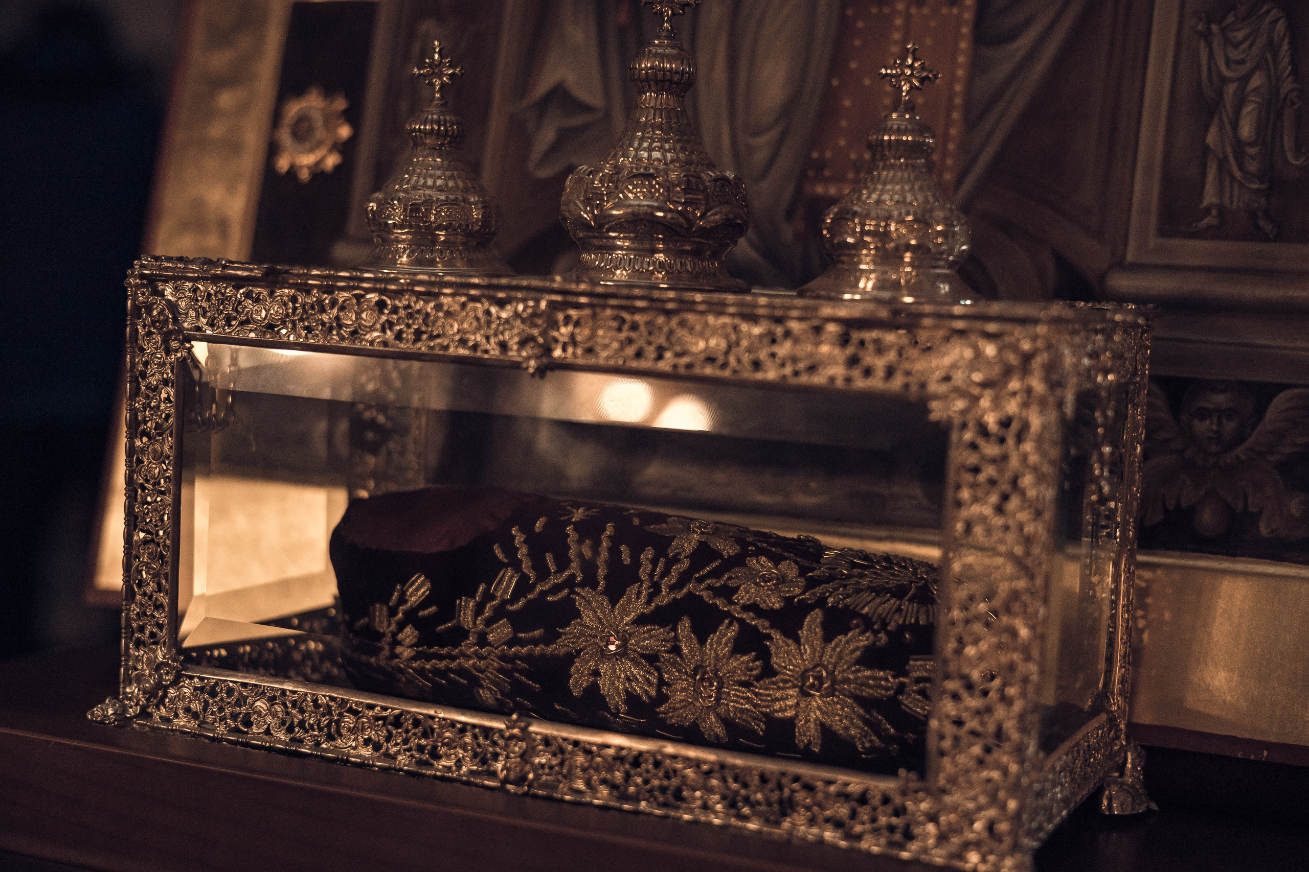 Храм Воскресения Словущего в Барашах.Всенощное накануне дня памяти Спиридона Тримифунтского. Артеменкова Анна Фотограф