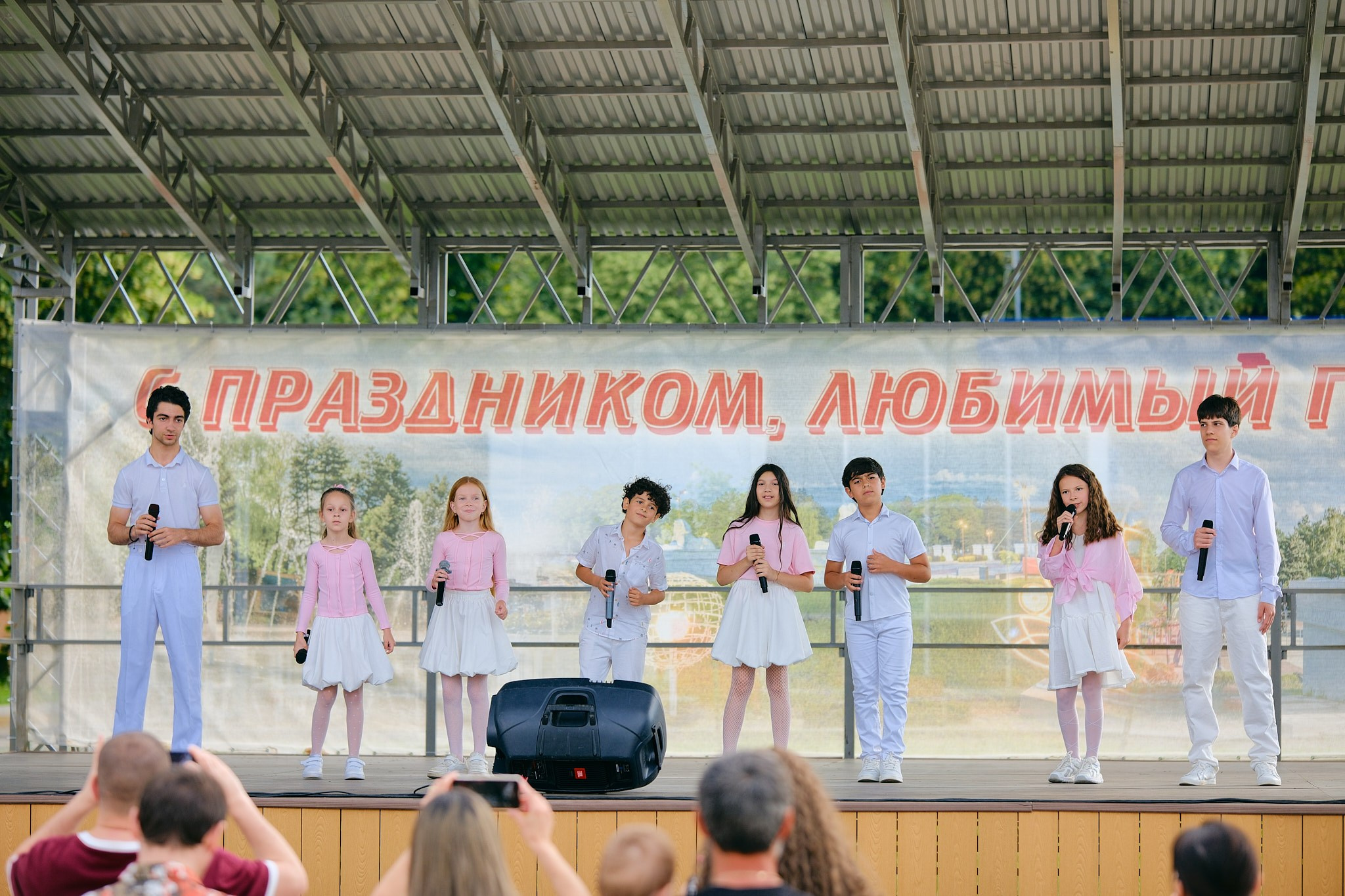 День семьи, любви и верности. Репортажная и портретная фотосъемка в городе Армавир Анна & Тарас Опанасенко