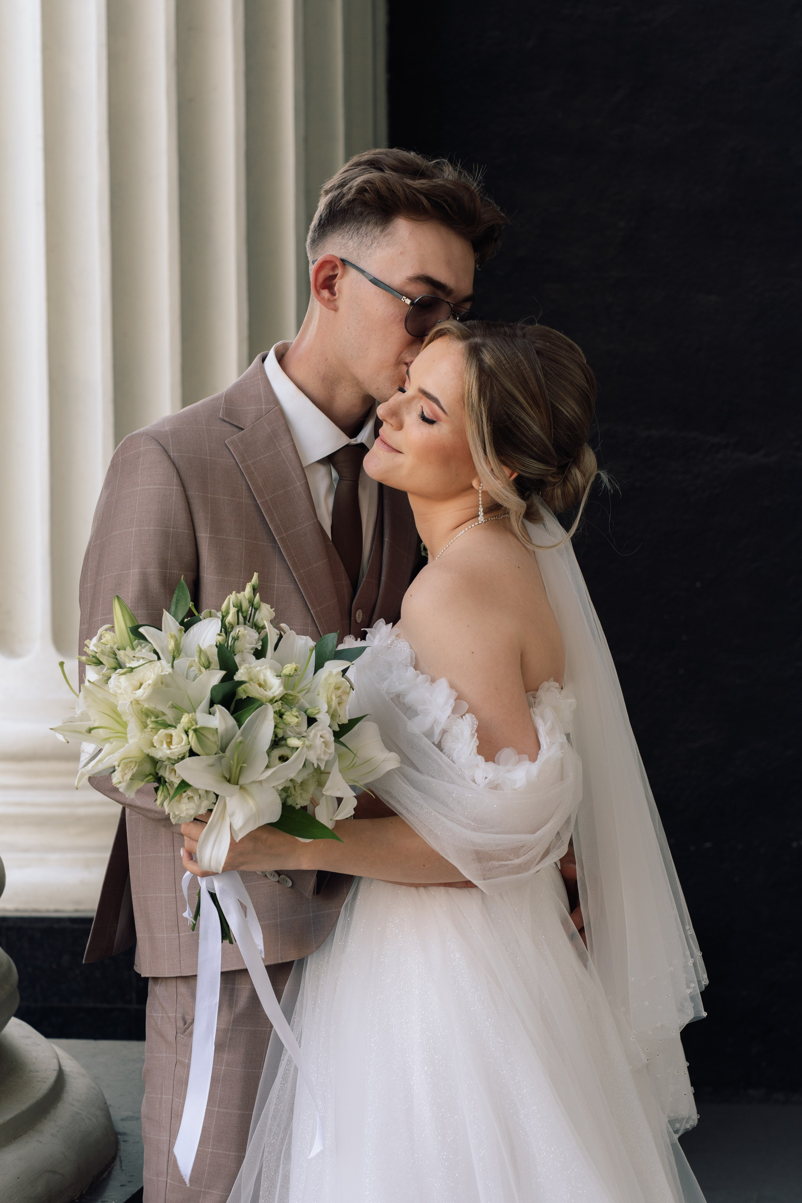 City Center. Для тех, кто не ждёт удачи, а создаёт её. Каждая фотосессия — это твой момент, твой стиль, твой успех. 📸