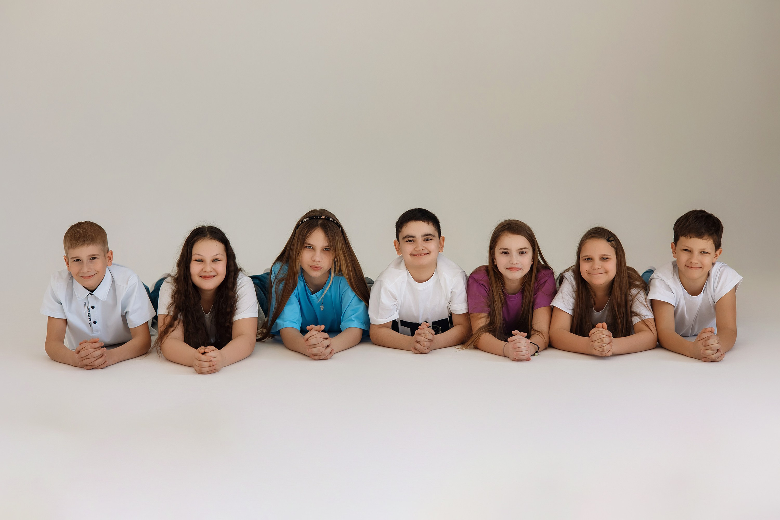 4 класс съемка в фотостудии. Фотограф Любовь Корниенко, Примоский край