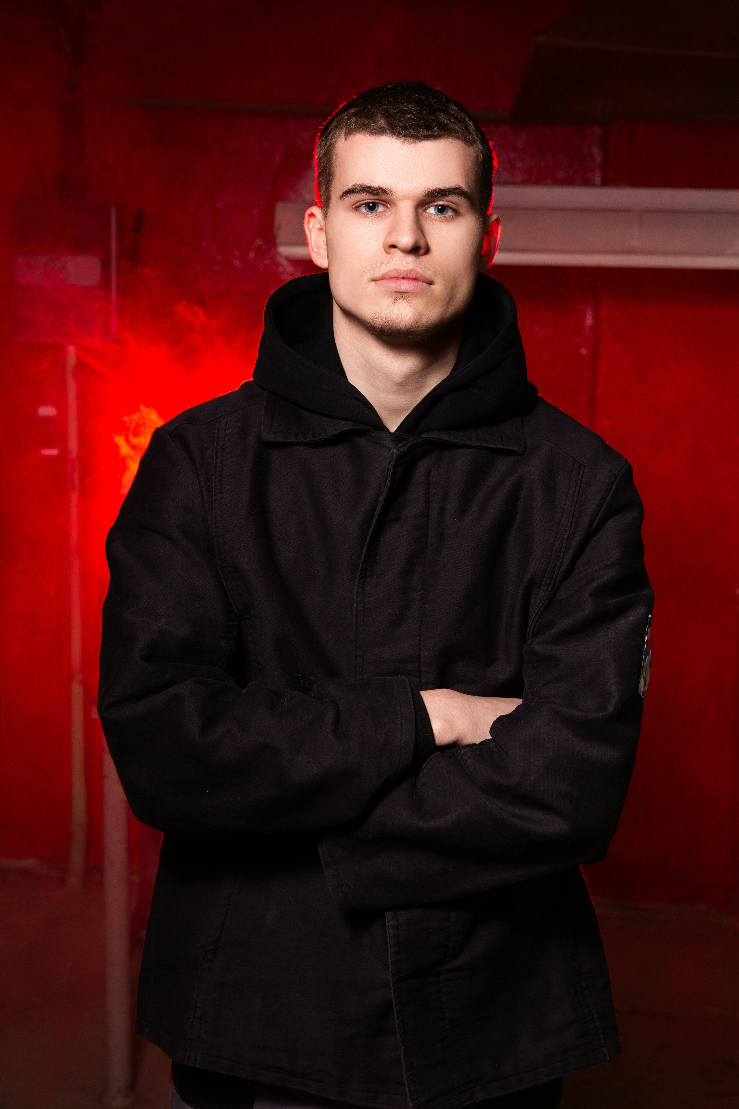 Портретная Фотосессия в Цеху для Выпускников Сварщиков | Твой Альбом Мценск. ТВОЙ АЛЬБОМ / ТВОИ ПРАВИЛА