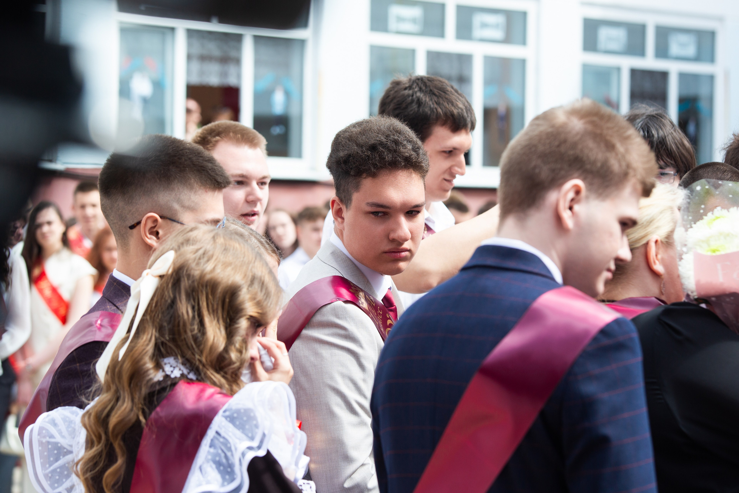 ПОСЛЕДНИЙ ЗВОНОК 2025 9 ШКОЛА. ТВОЙ АЛЬБОМ / ТВОИ ПРАВИЛА