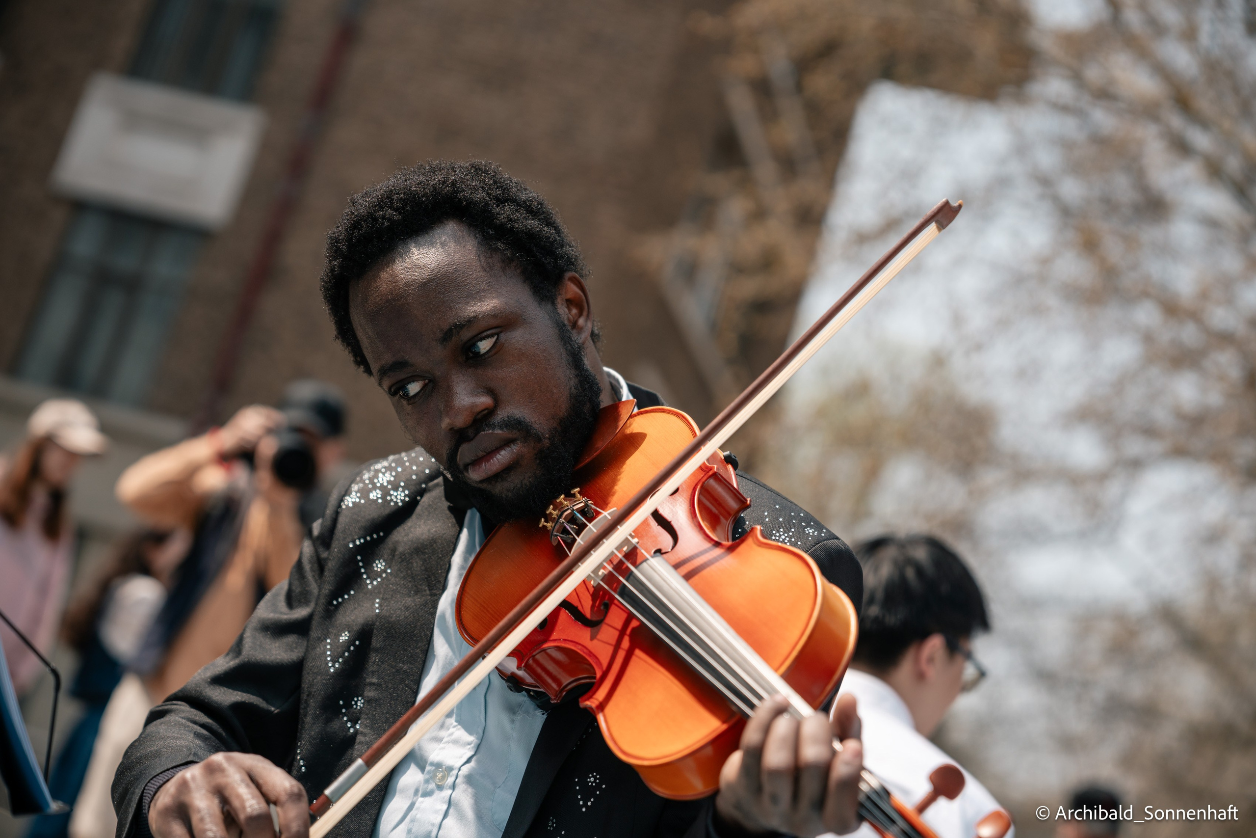 TJU blooming fest. Photographer in Guangzhou, China. Archibald Sonnenhaft