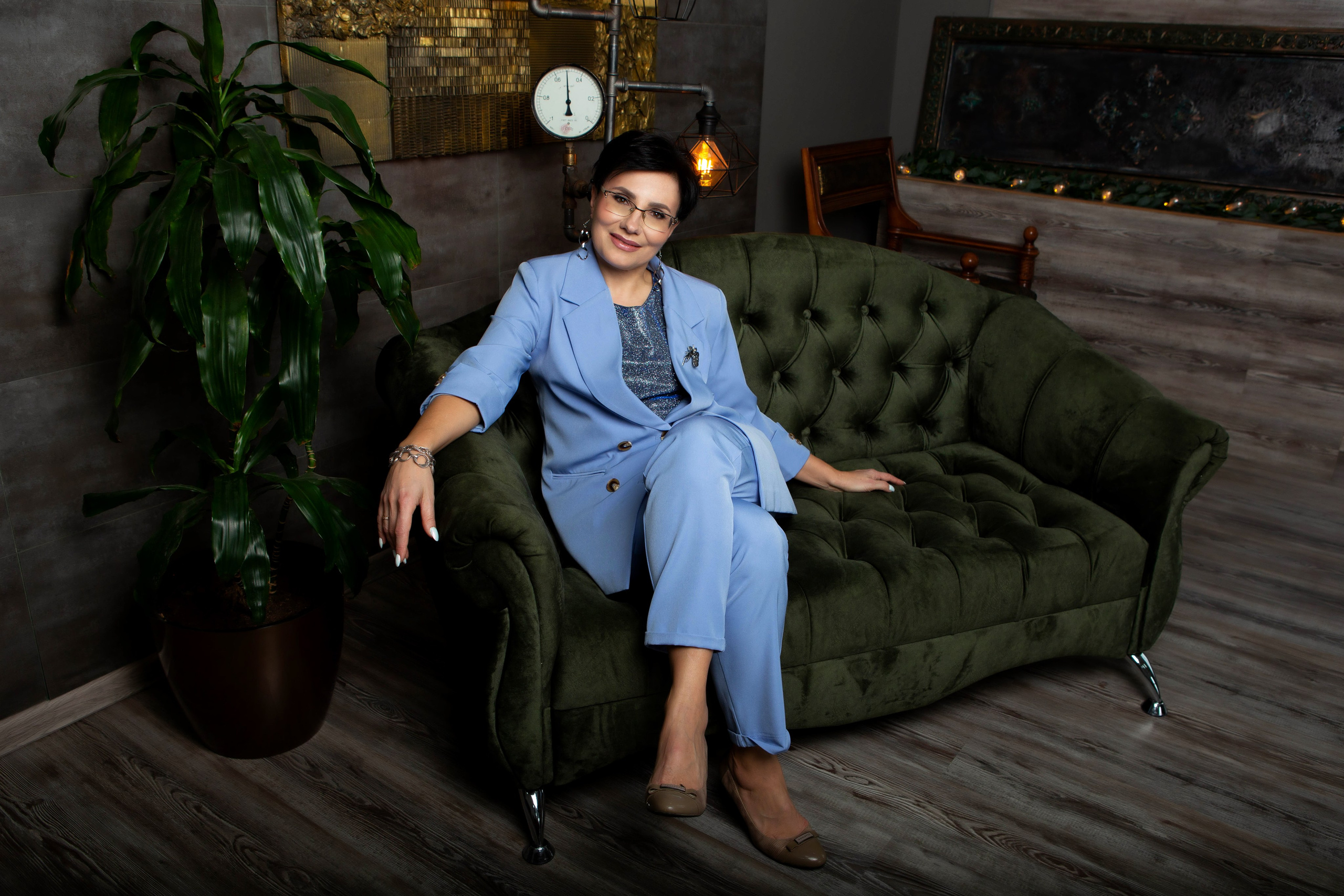 Контент съёмка для ведущей. Главная