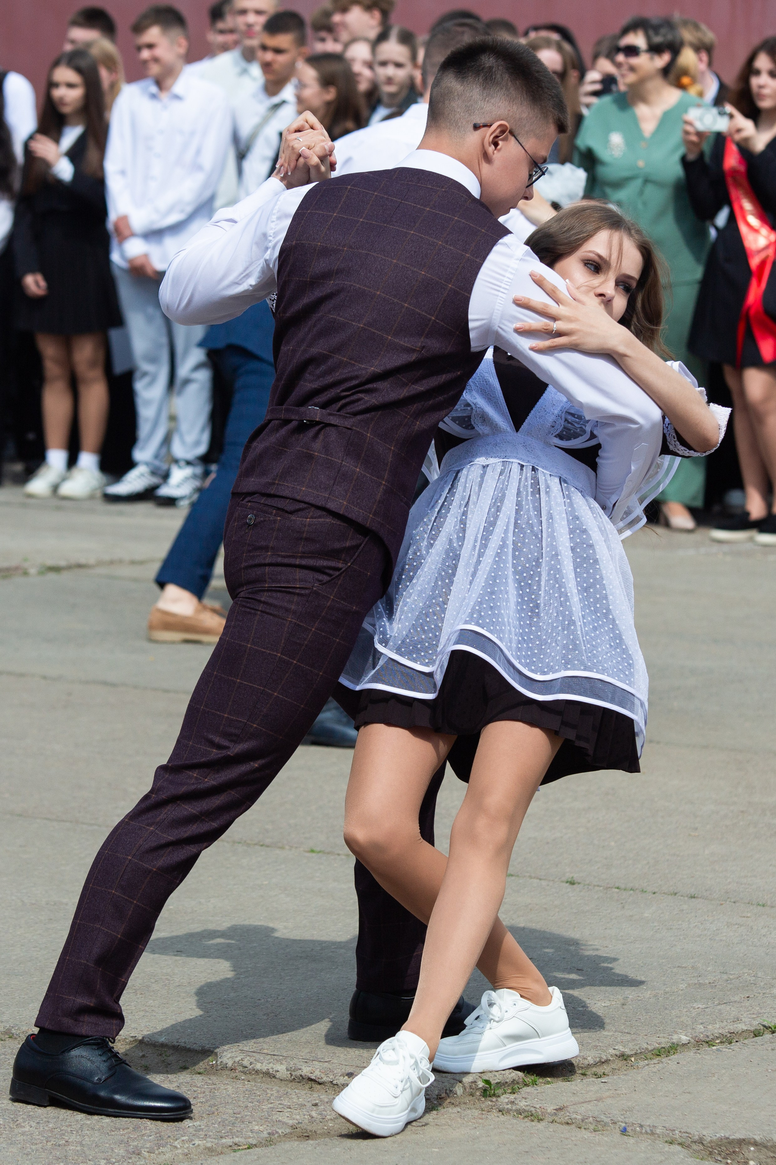 ПОСЛЕДНИЙ ЗВОНОК 2025 9 ШКОЛА Г. МЦЕНСК. Профессиональный фотограф в Мценске и Орловской области