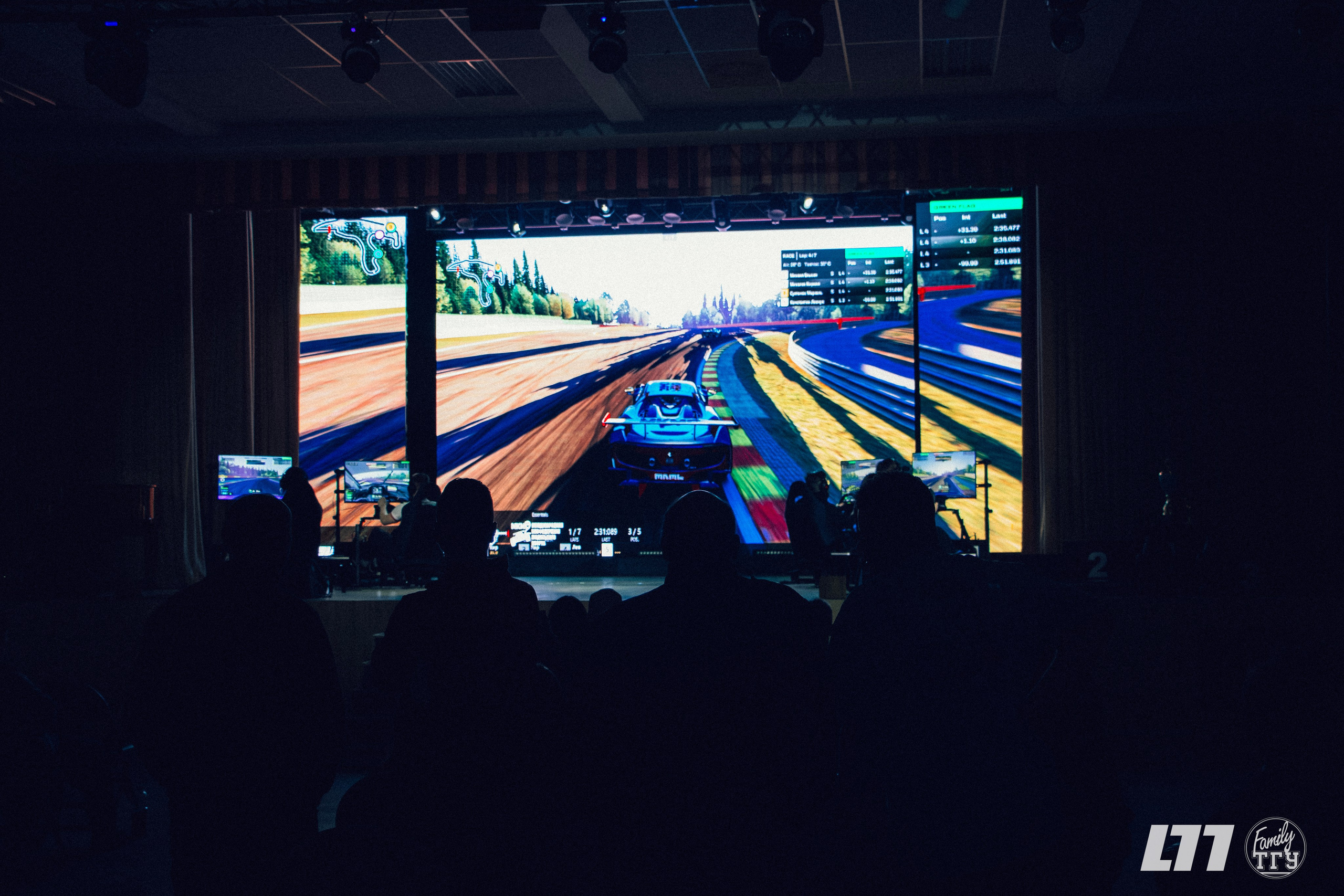 Кубок Тольятти по SIM-RACING 2026. Репортажный и портретный фотограф в Тольятти